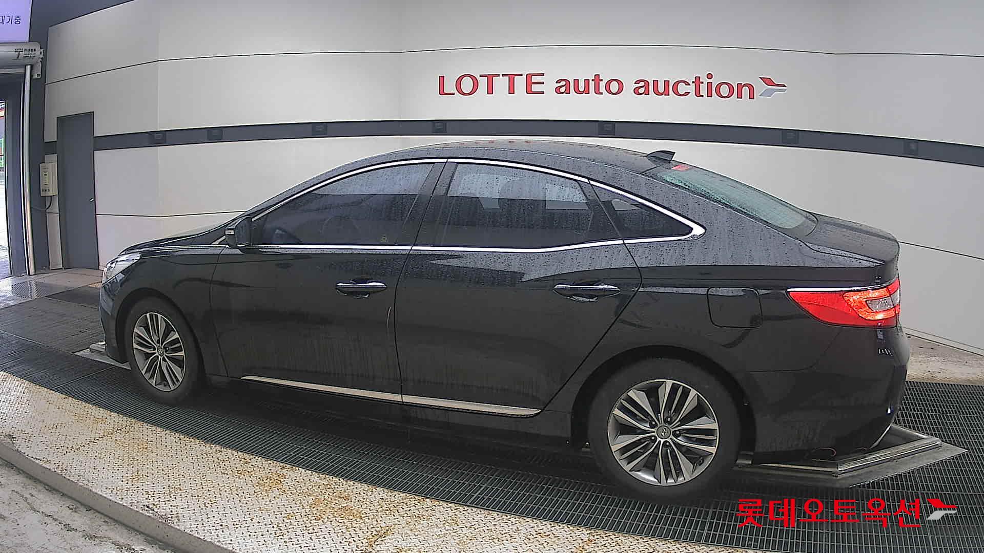 2016 - hyundai grandeur