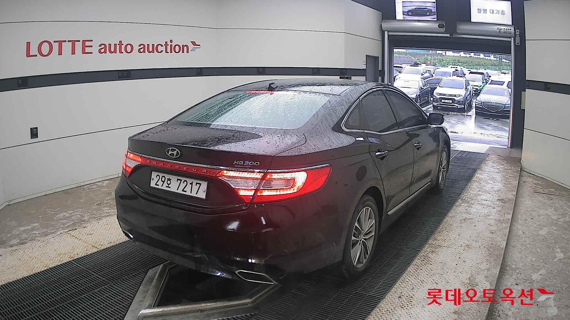 2016 - hyundai grandeur