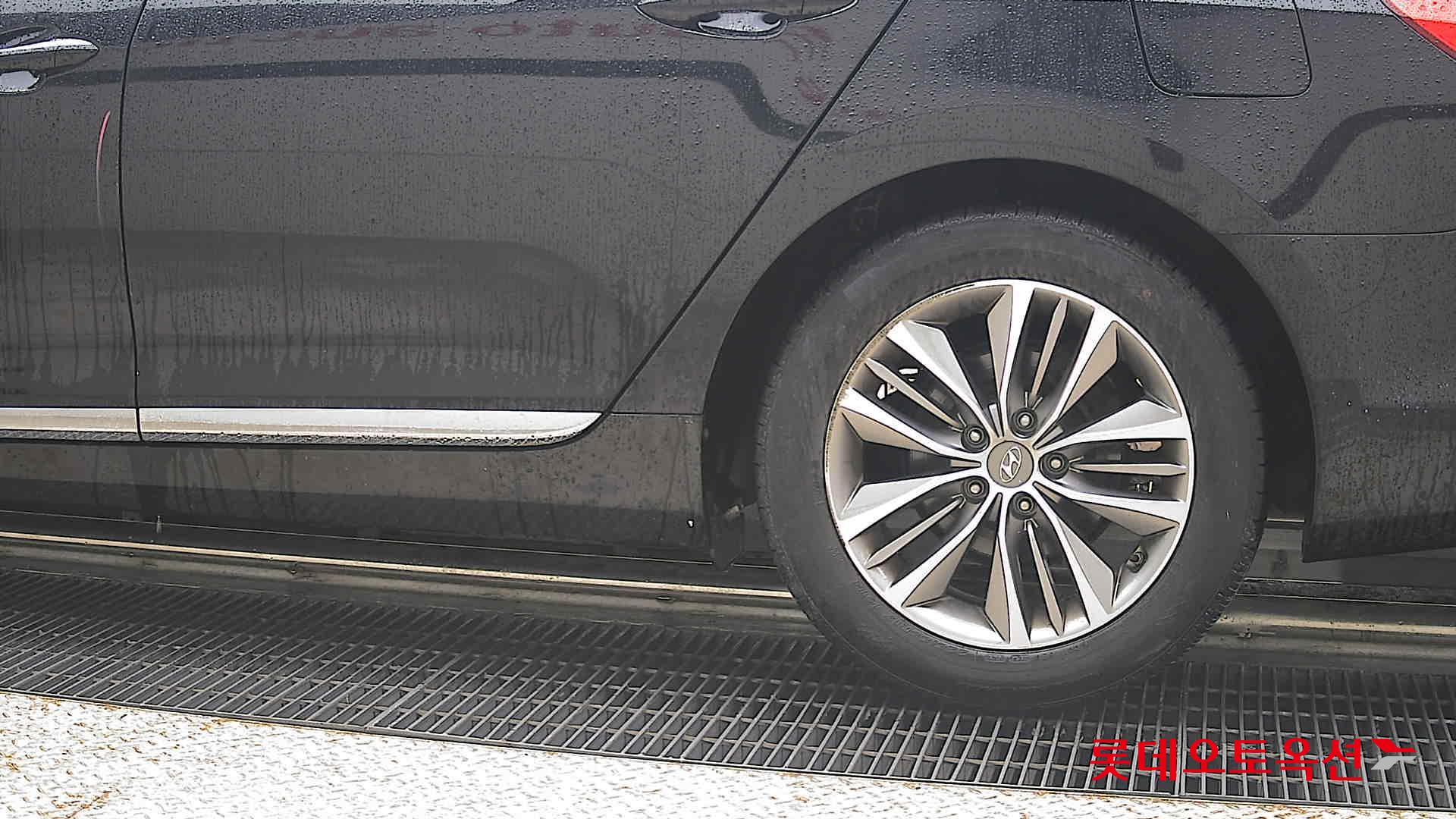 2016 - hyundai grandeur