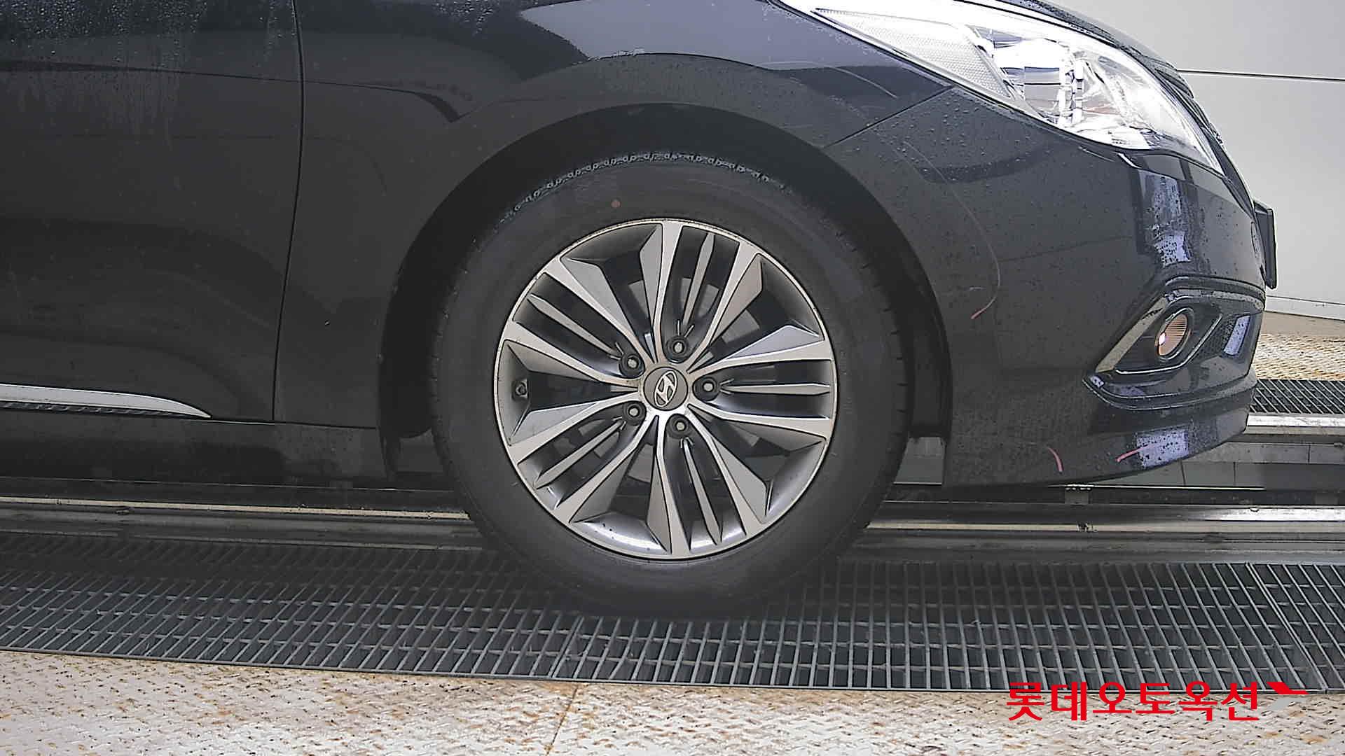 2016 - hyundai grandeur