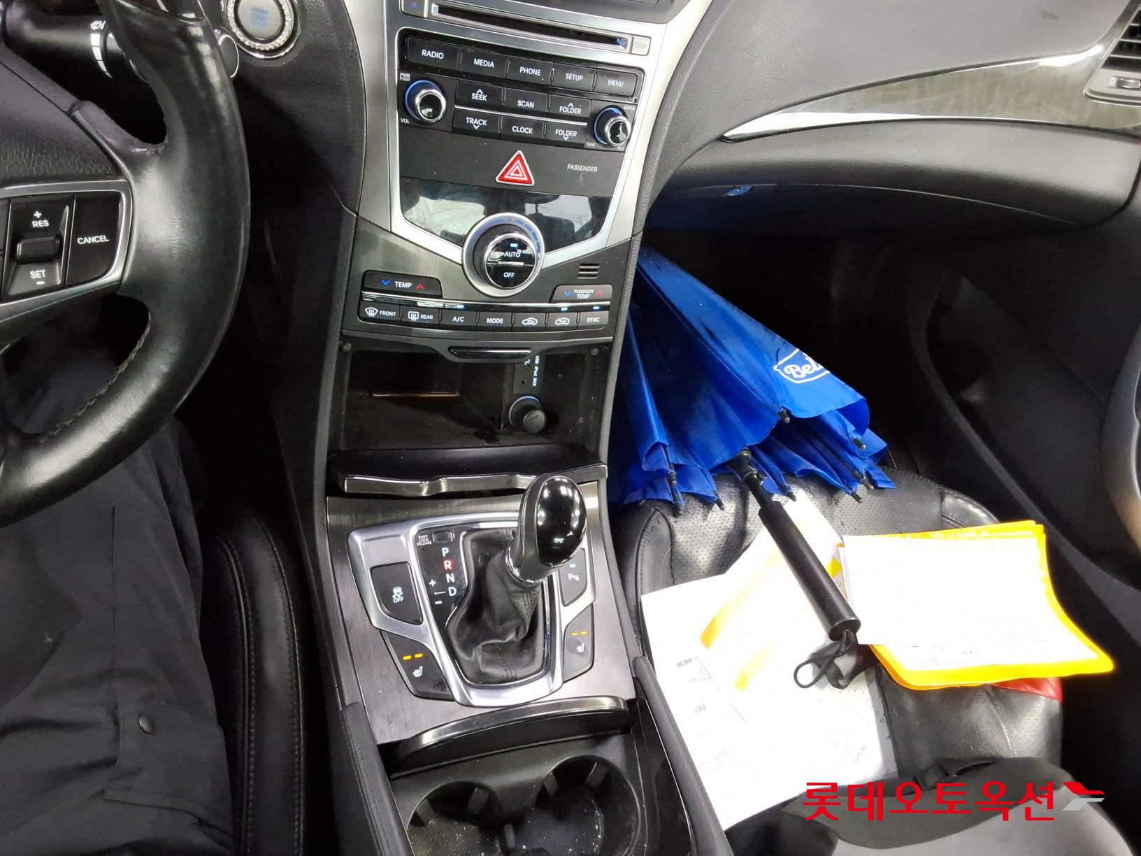 2016 - hyundai grandeur