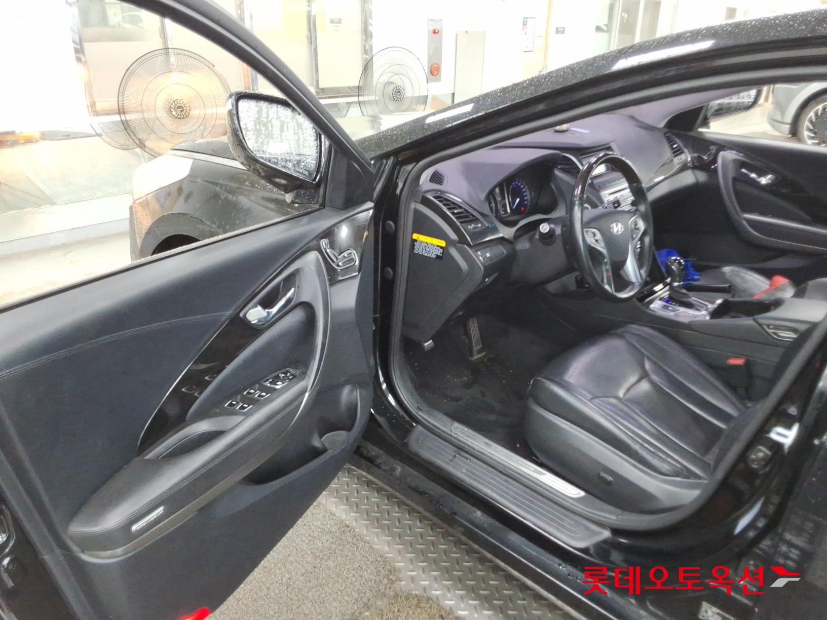 2016 - hyundai grandeur