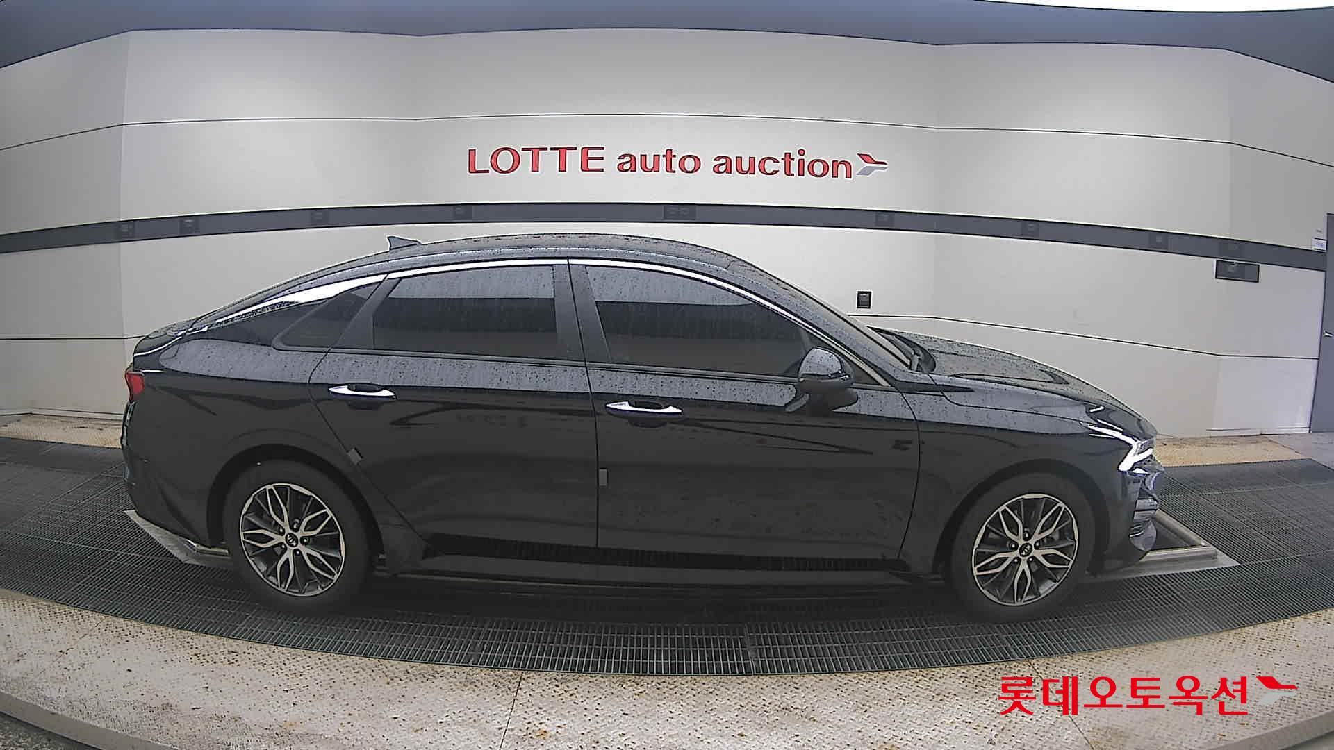 2021 - kia k5
