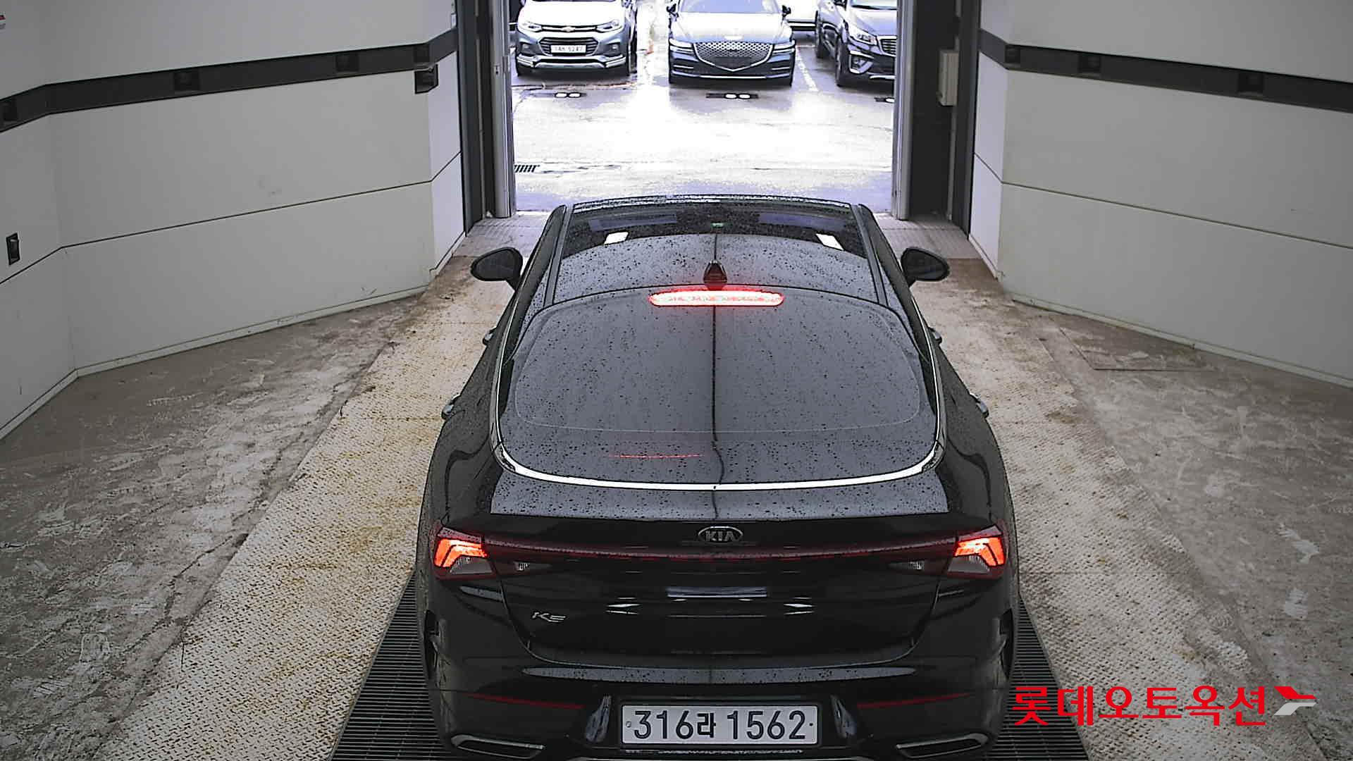2021 - kia k5