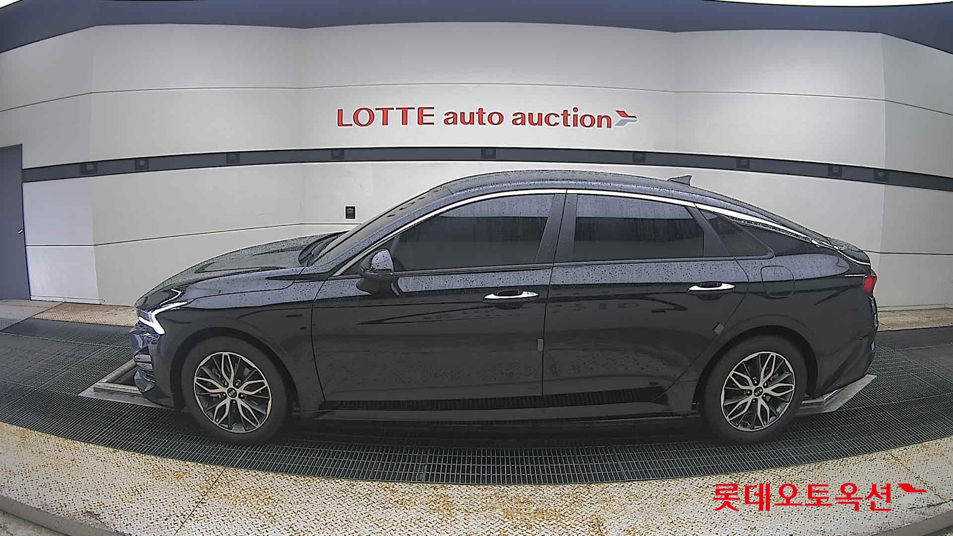 2021 - kia k5
