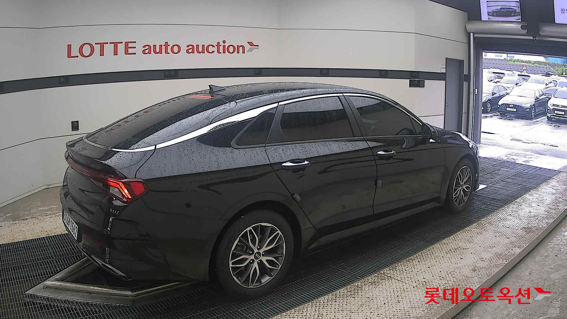 2021 - kia k5