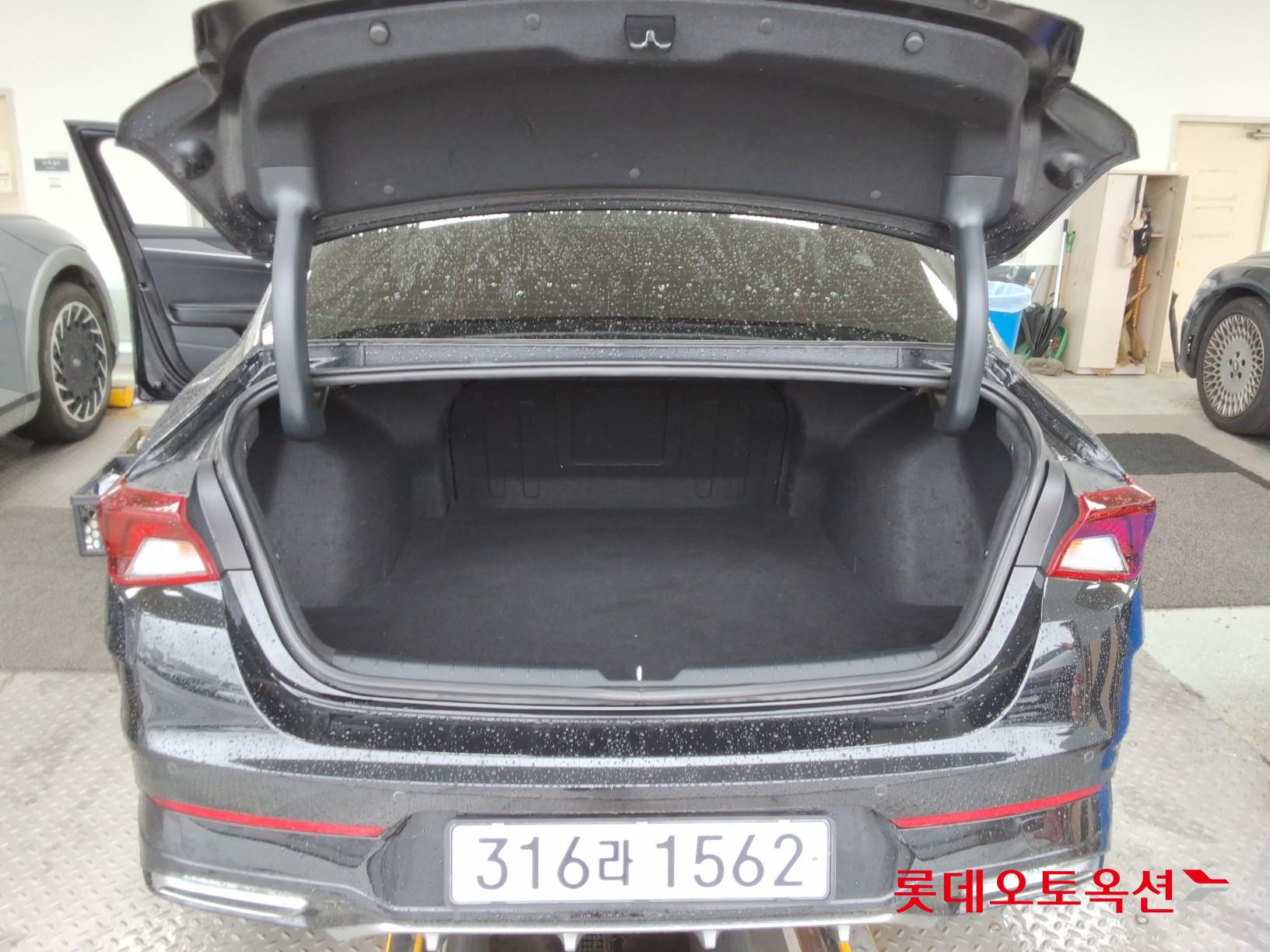 2021 - kia k5