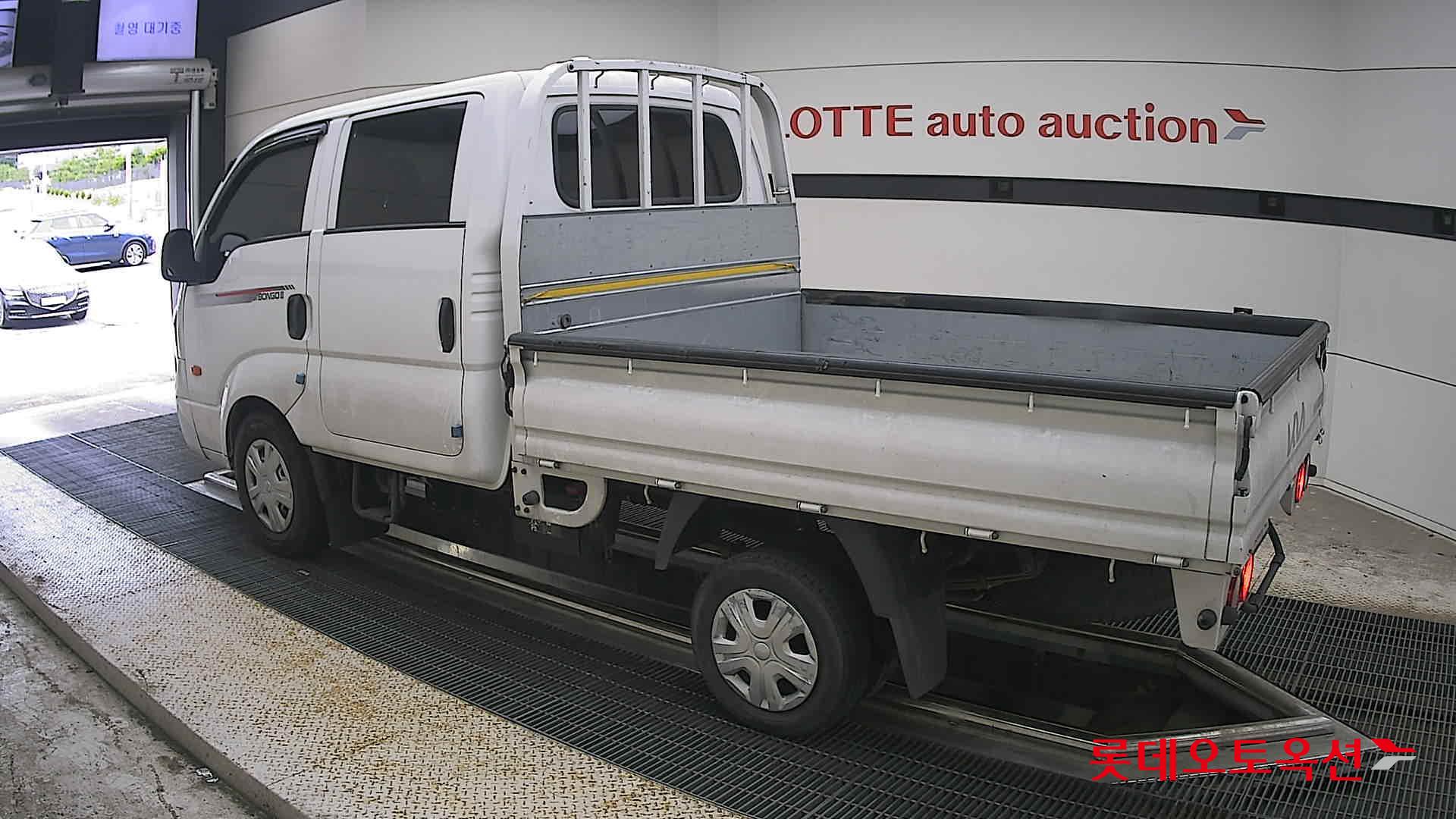 2022 - kia bongo