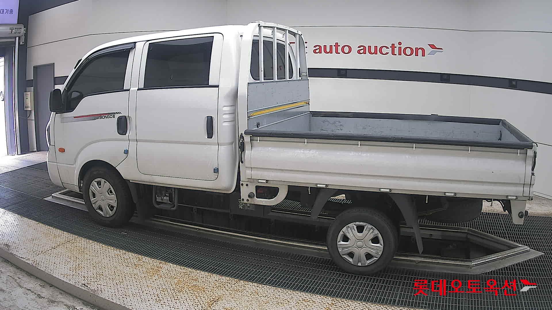 2022 - kia bongo