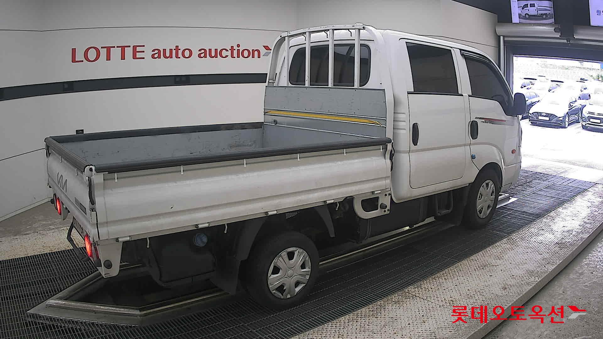 2022 - kia bongo