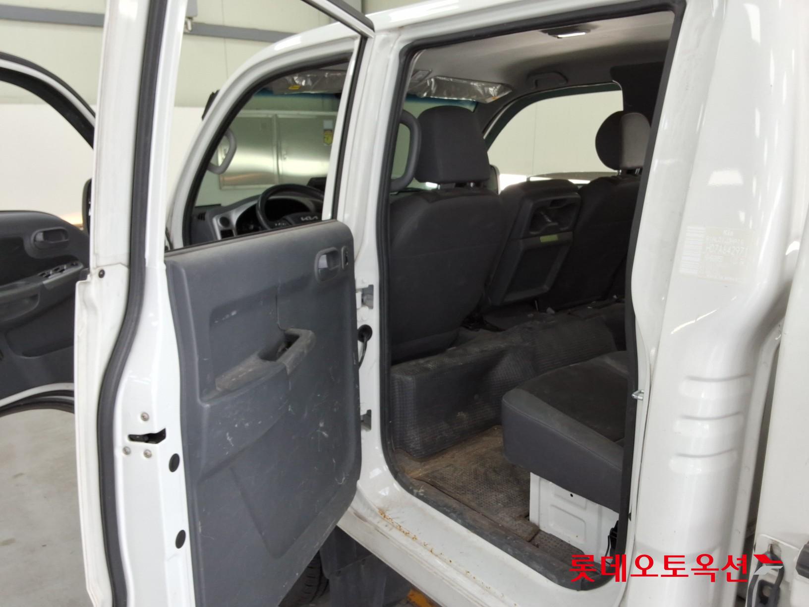 2022 - kia bongo