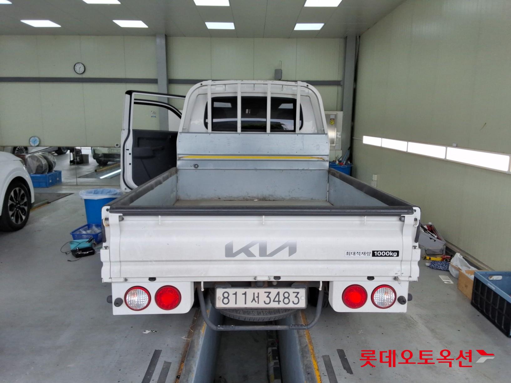2022 - kia bongo