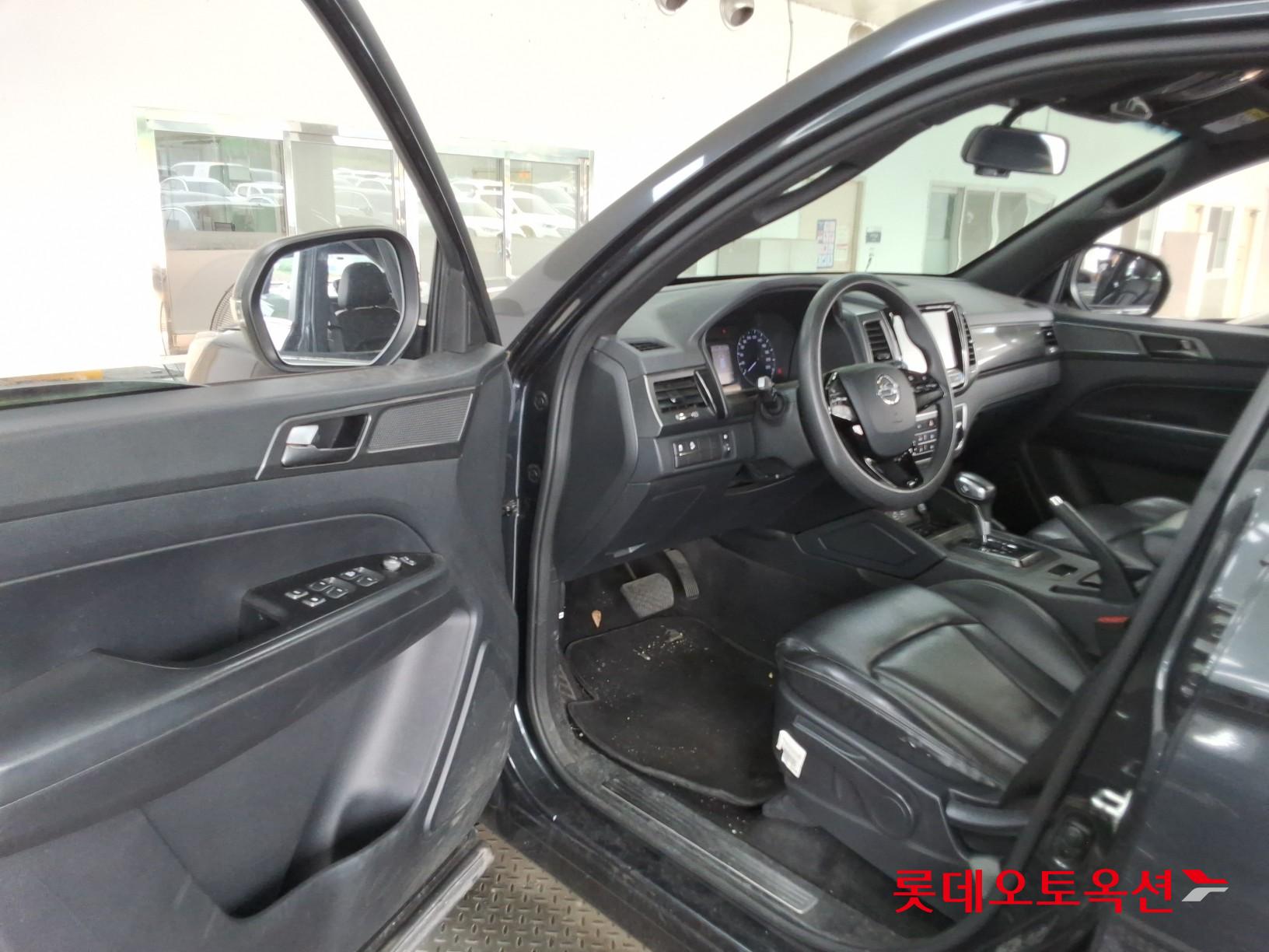 2022 - ssangyong rexton