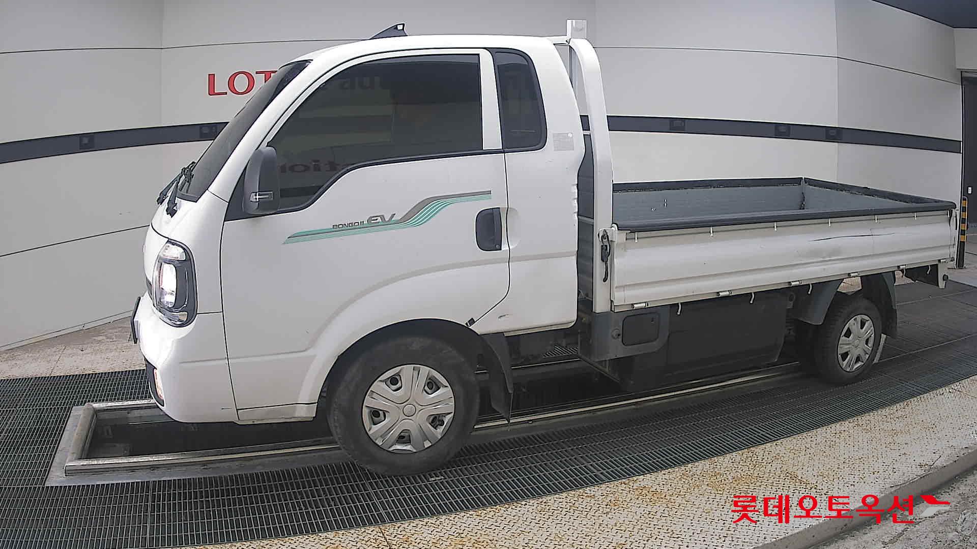 2023 - kia bongo