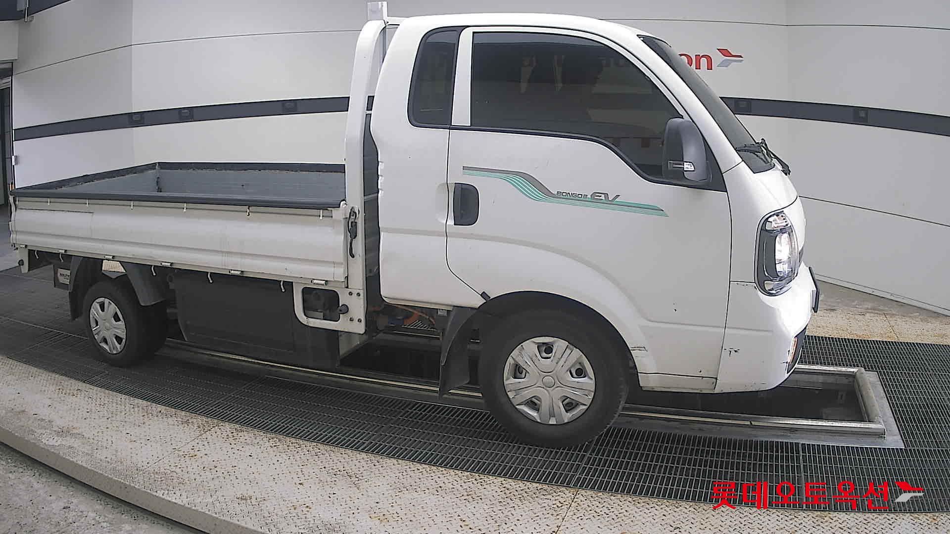 2023 - kia bongo