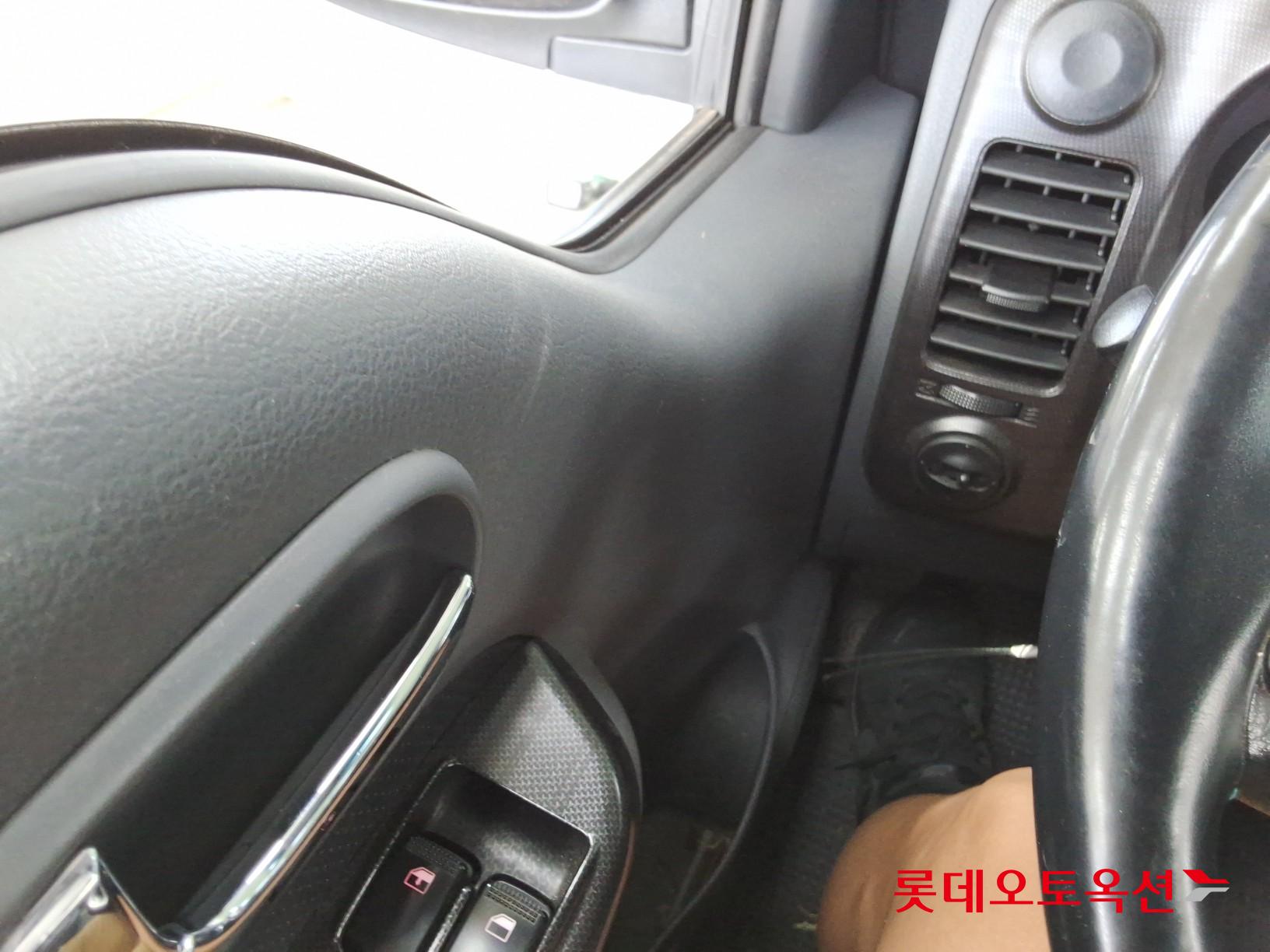 2023 - kia bongo