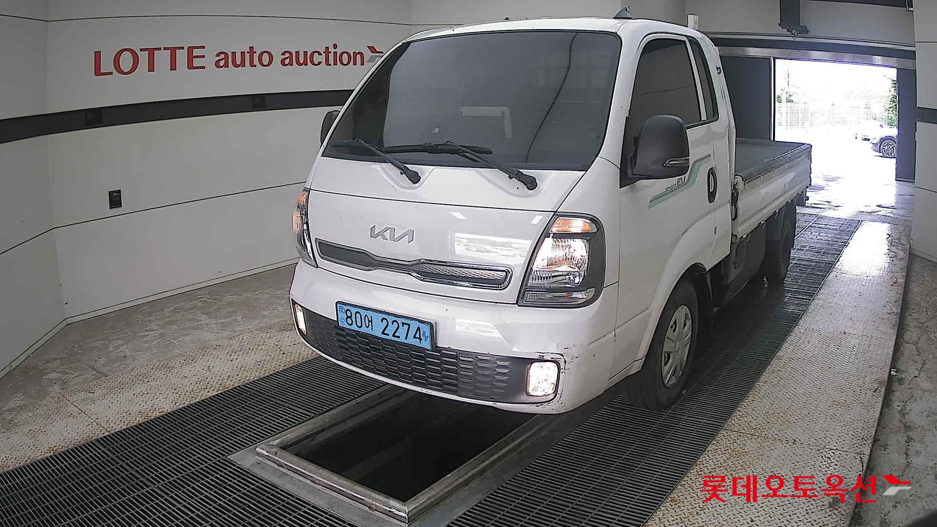 2023 - kia bongo