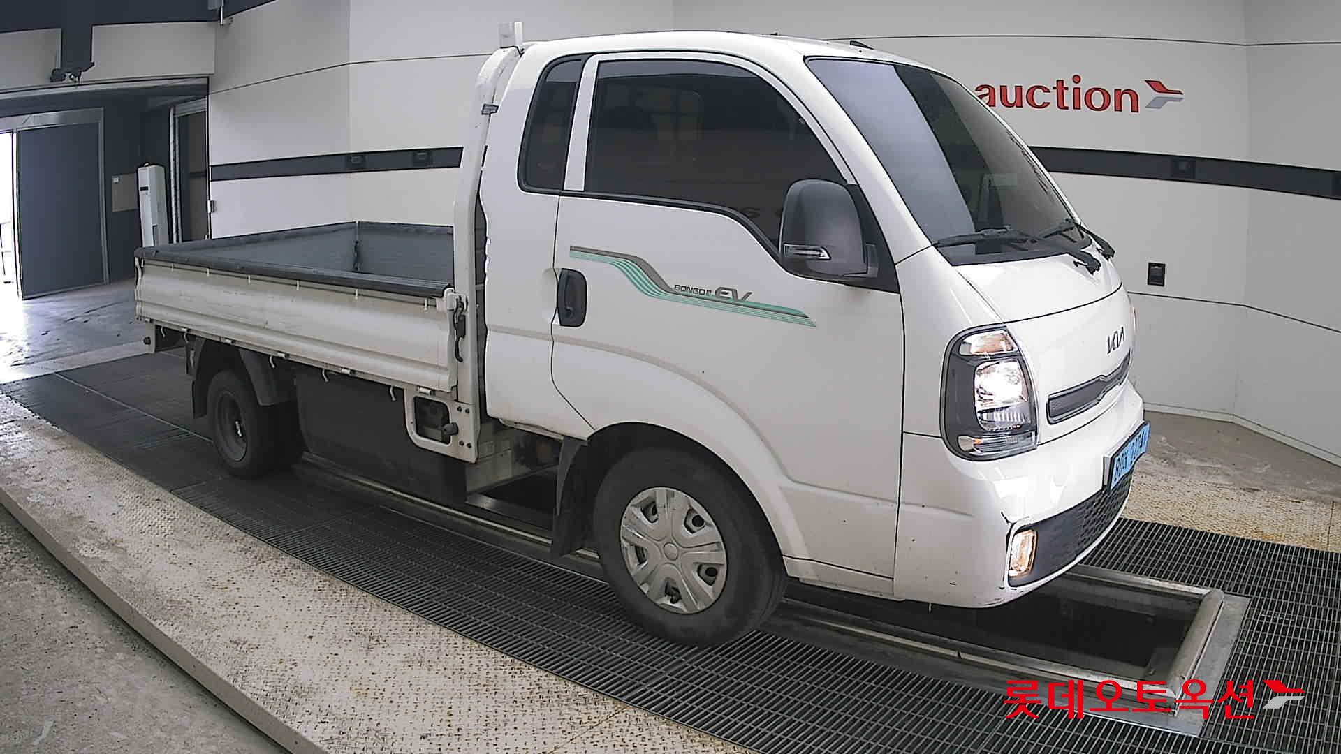 2023 - kia bongo