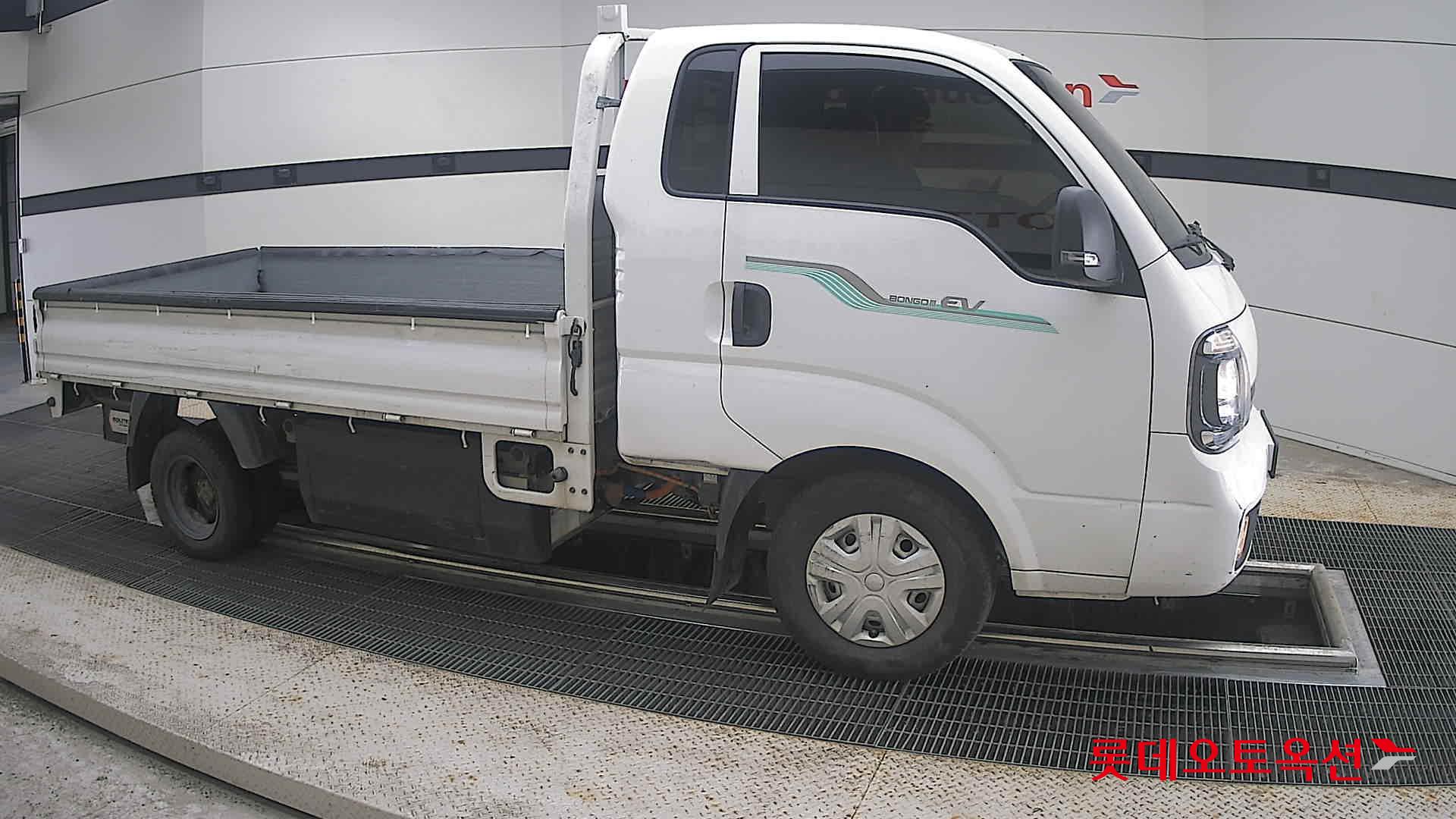 2023 - kia bongo