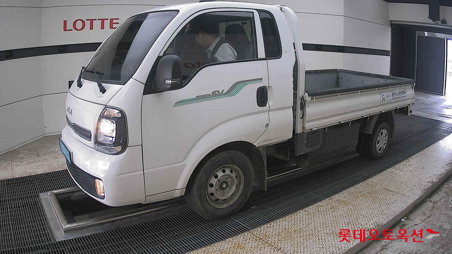 2023 - kia bongo