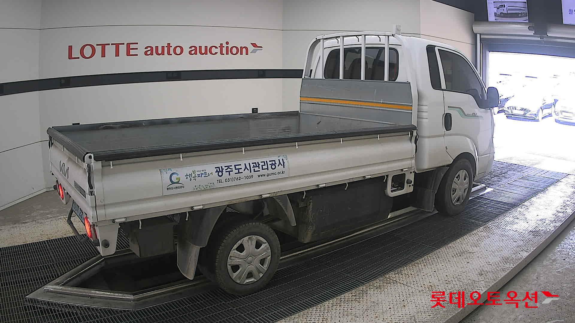 2023 - kia bongo