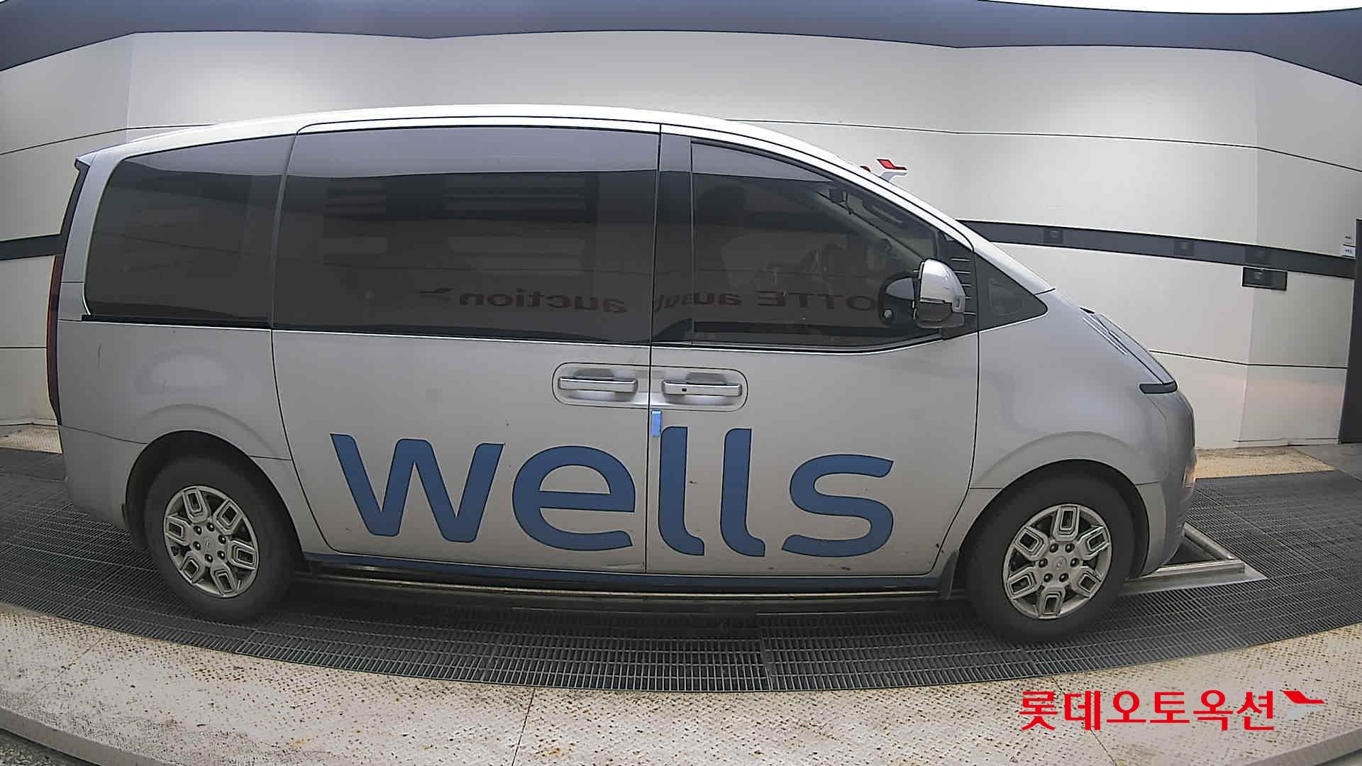2022 - hyundai staria