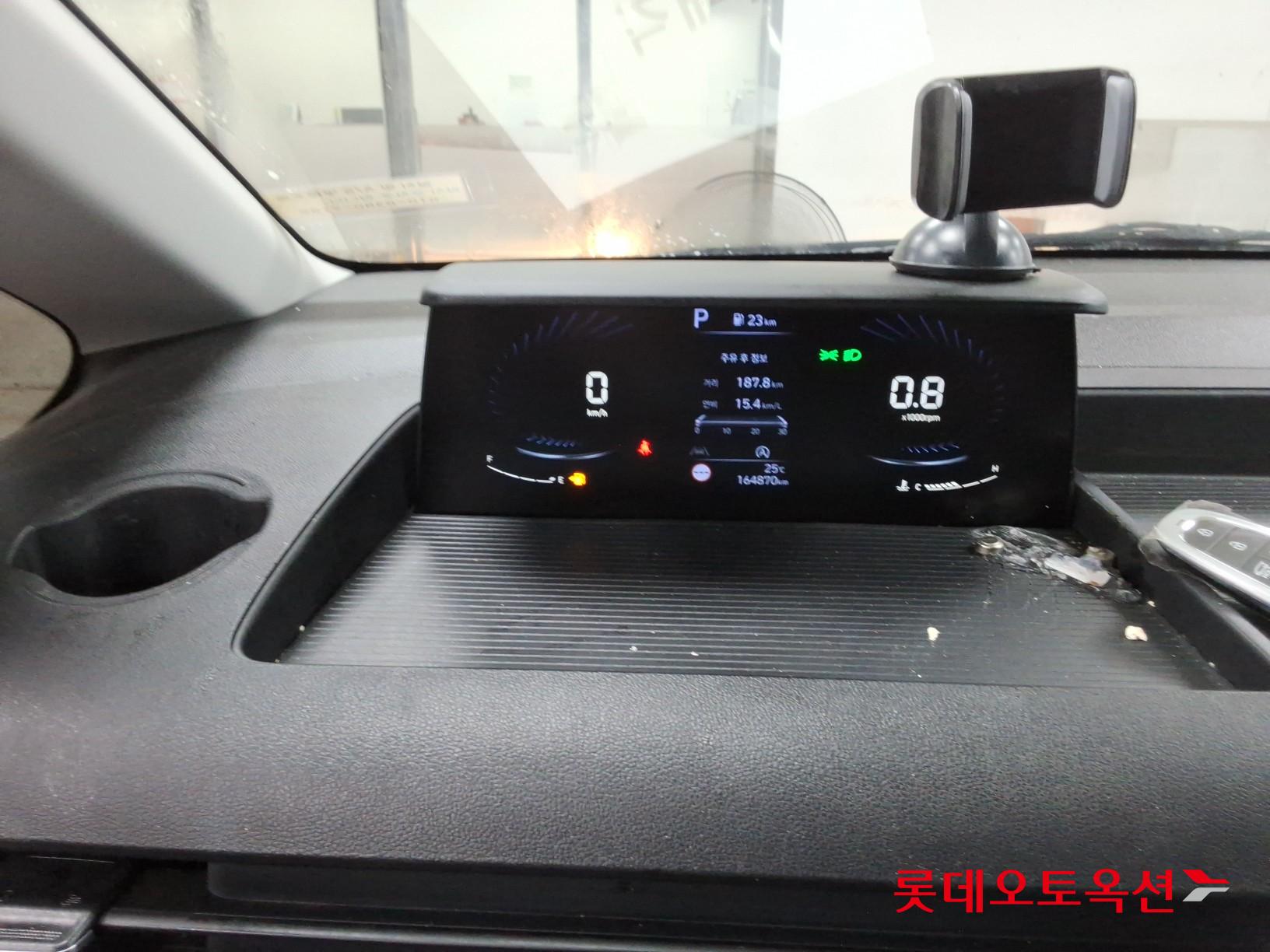 2022 - hyundai staria