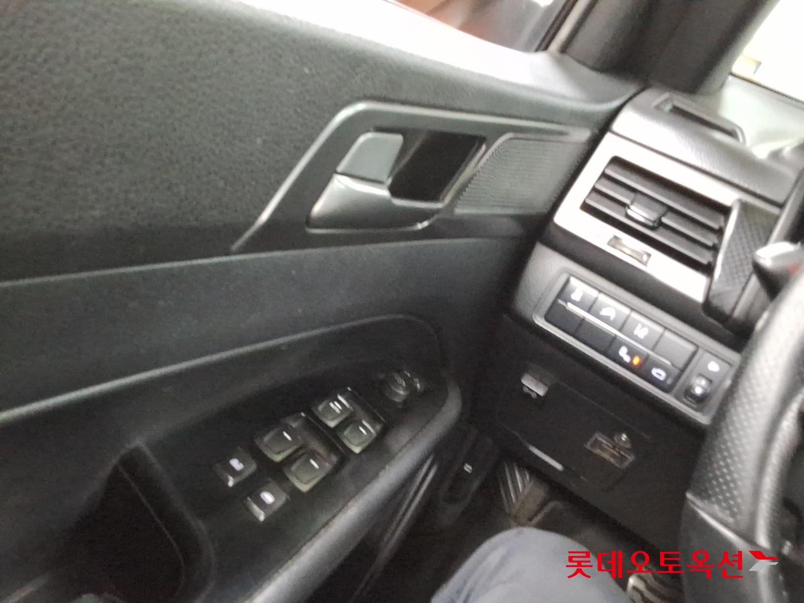 2021 - ssangyong rexton