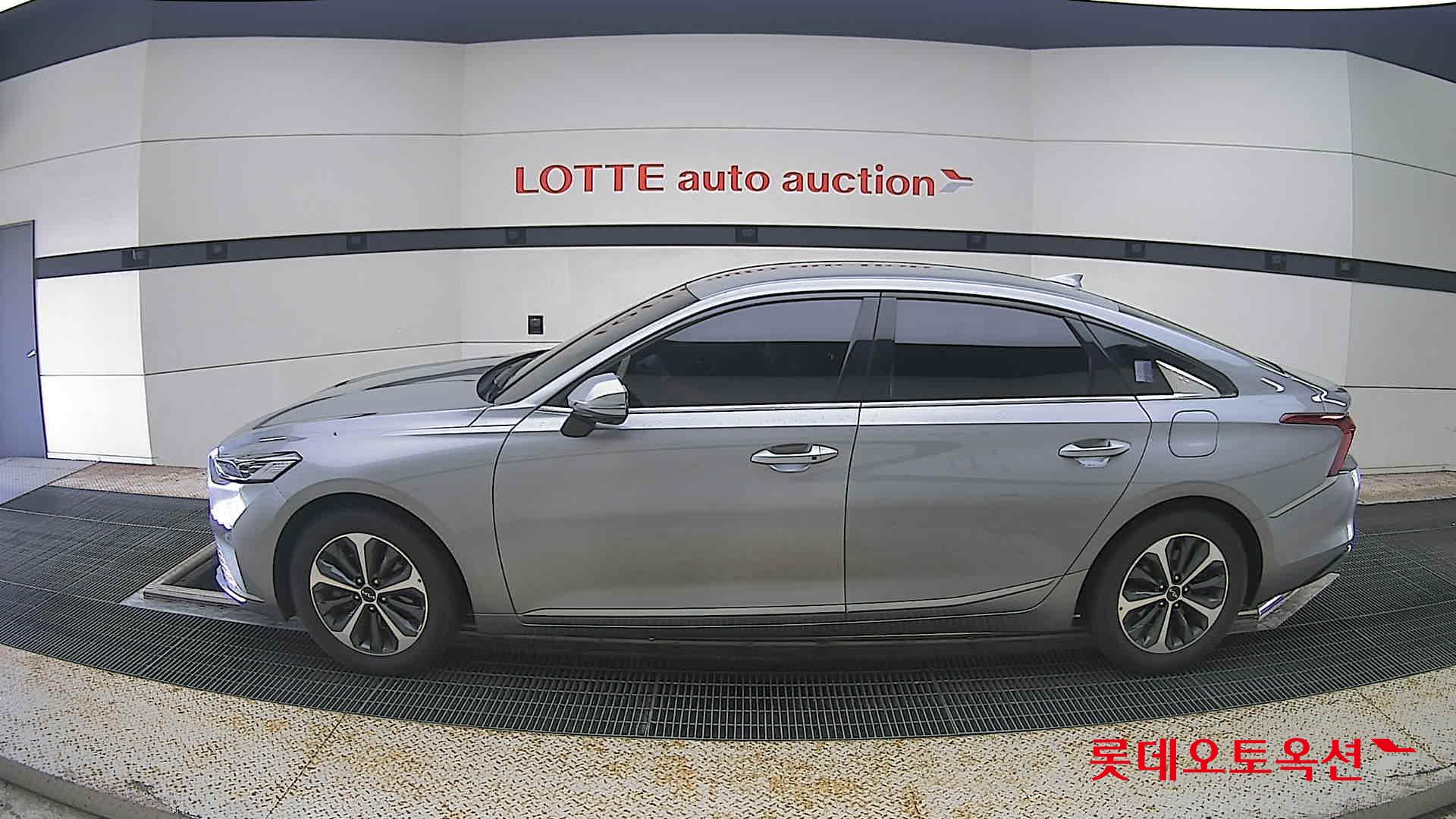2022 - kia k8