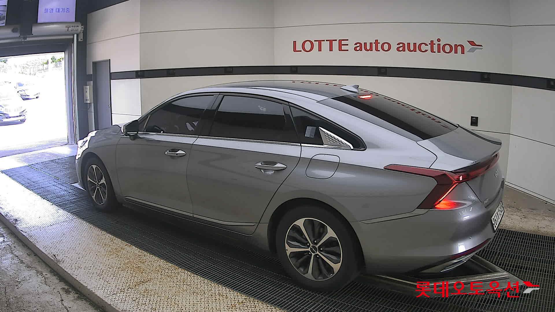 2022 - kia k8