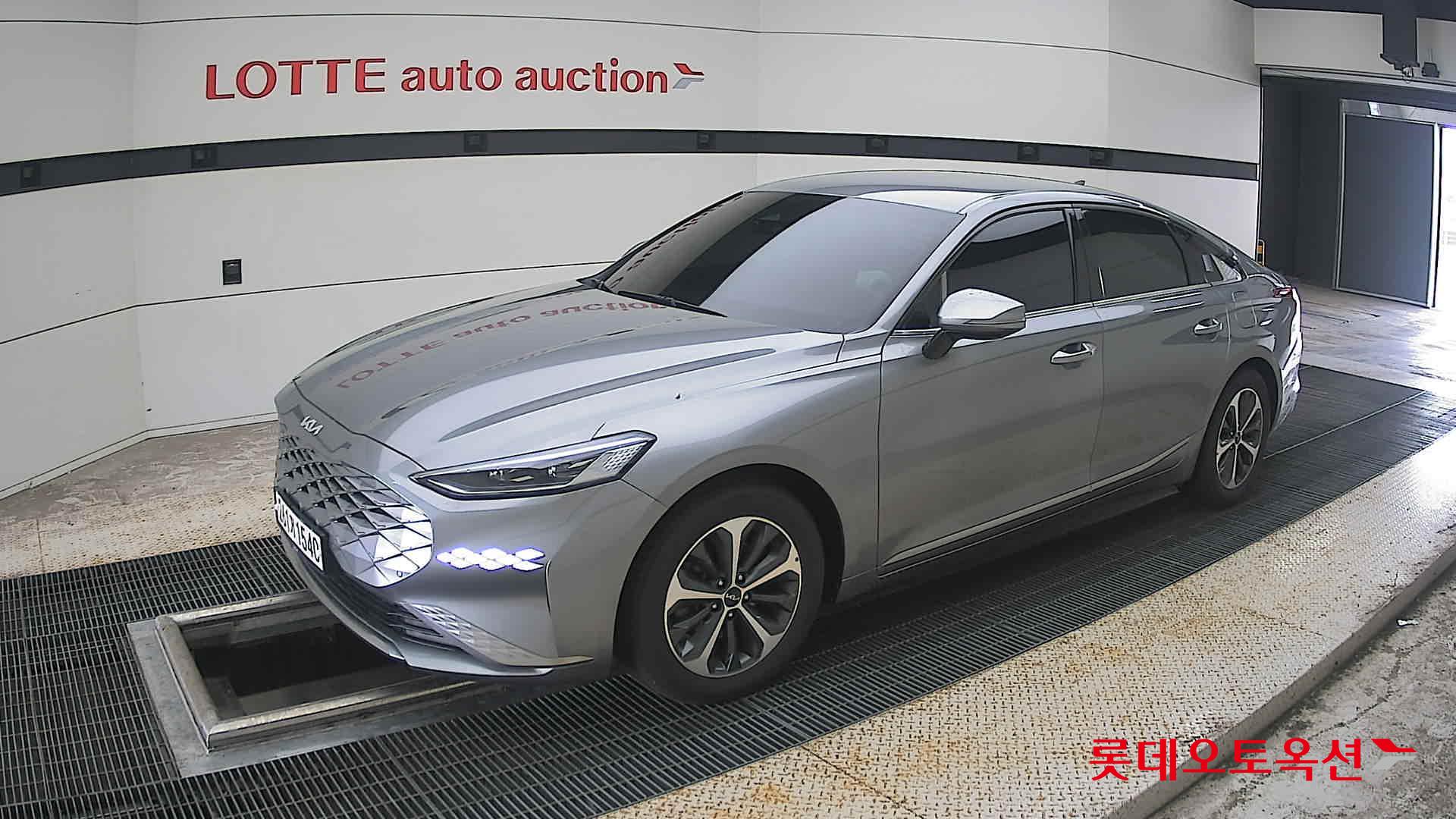 2022 - kia k8
