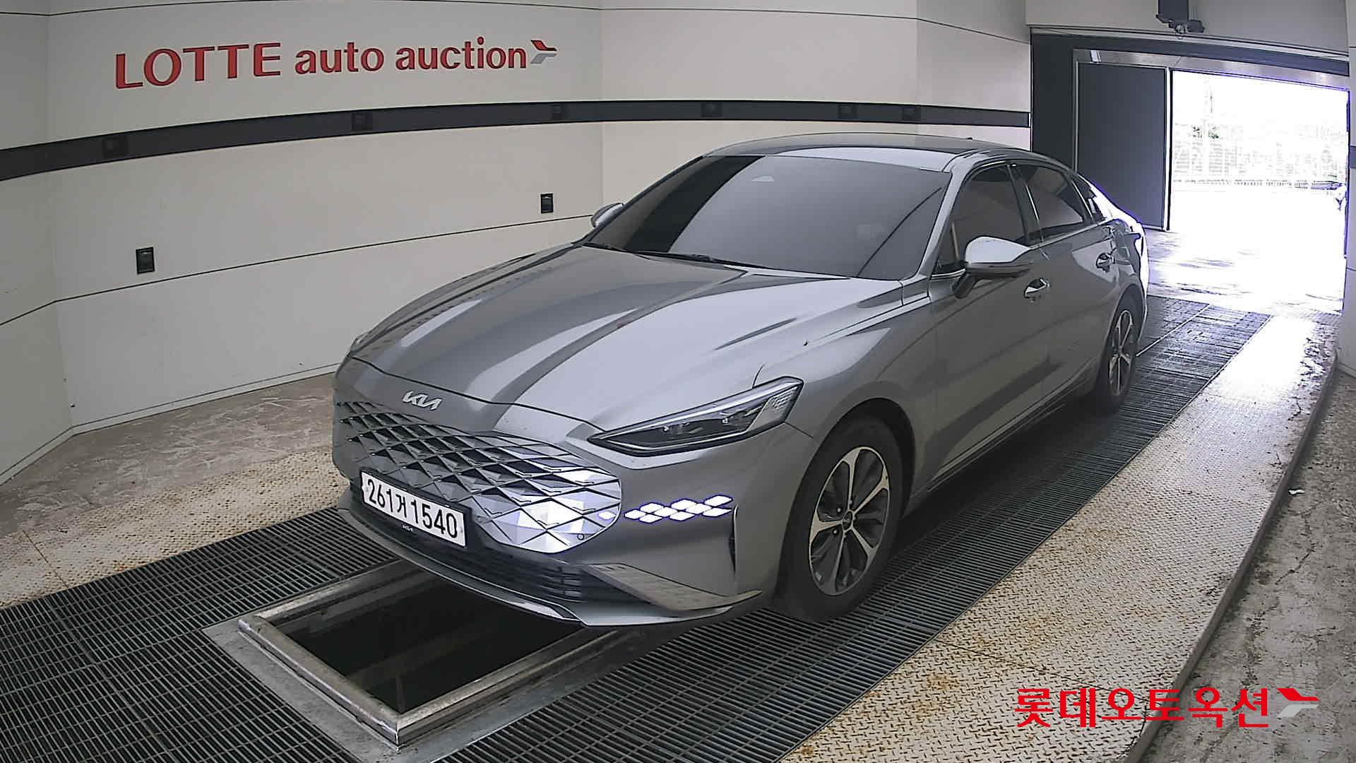 2022 - kia k8