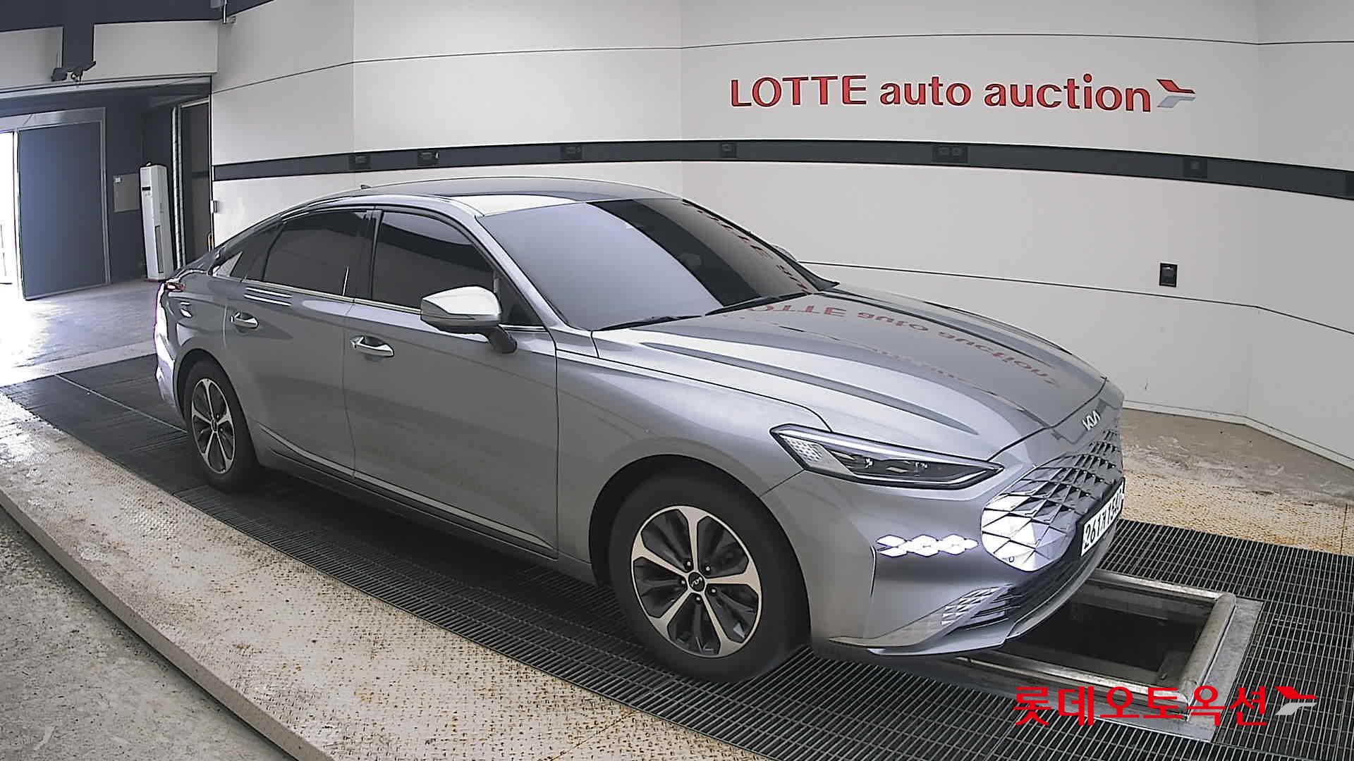 2022 - kia k8