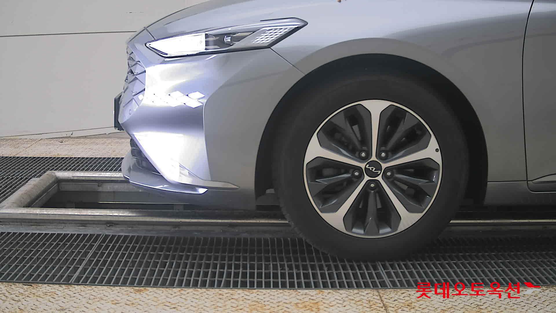 2022 - kia k8