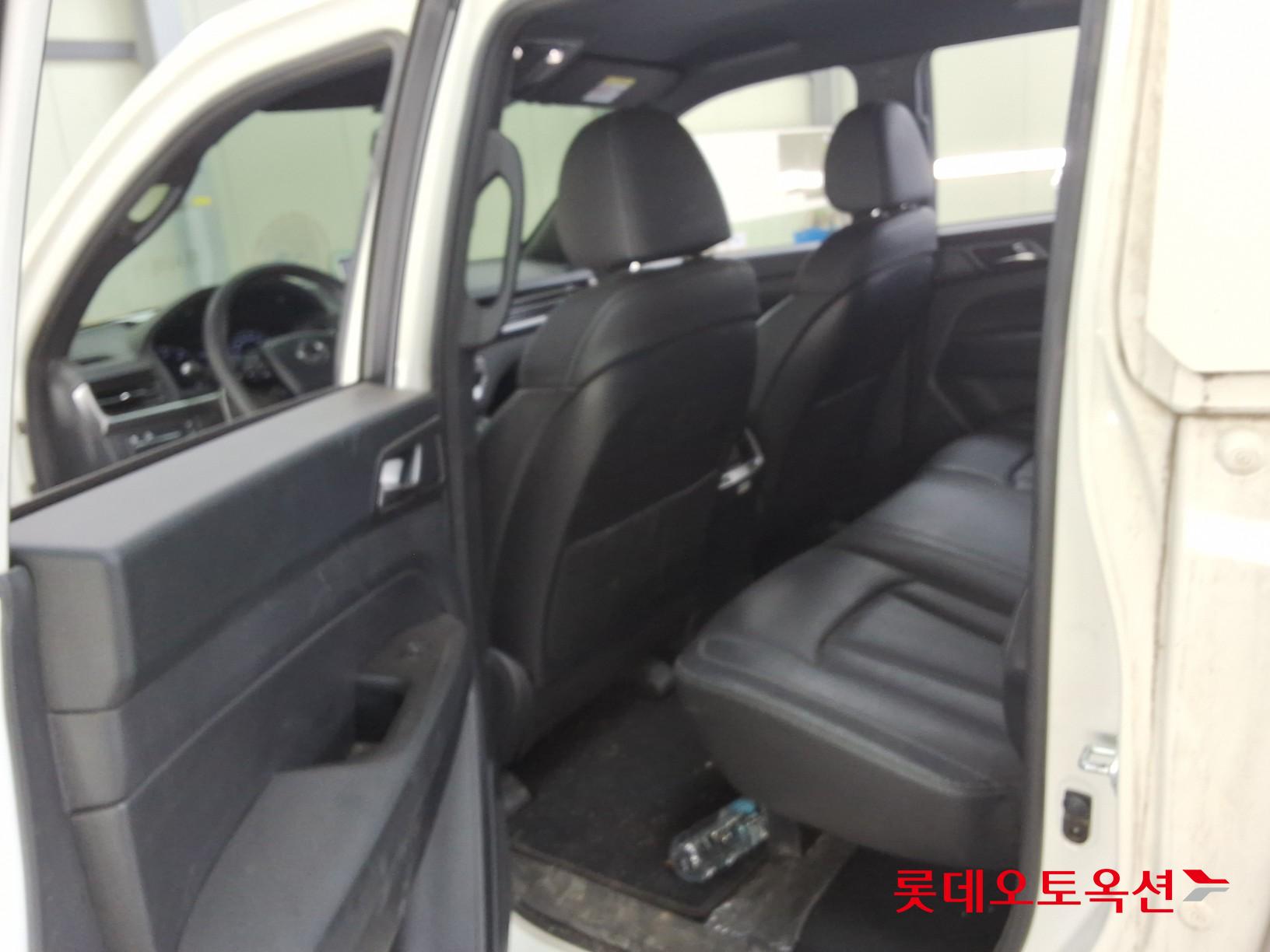 2024 - ssangyong rexton