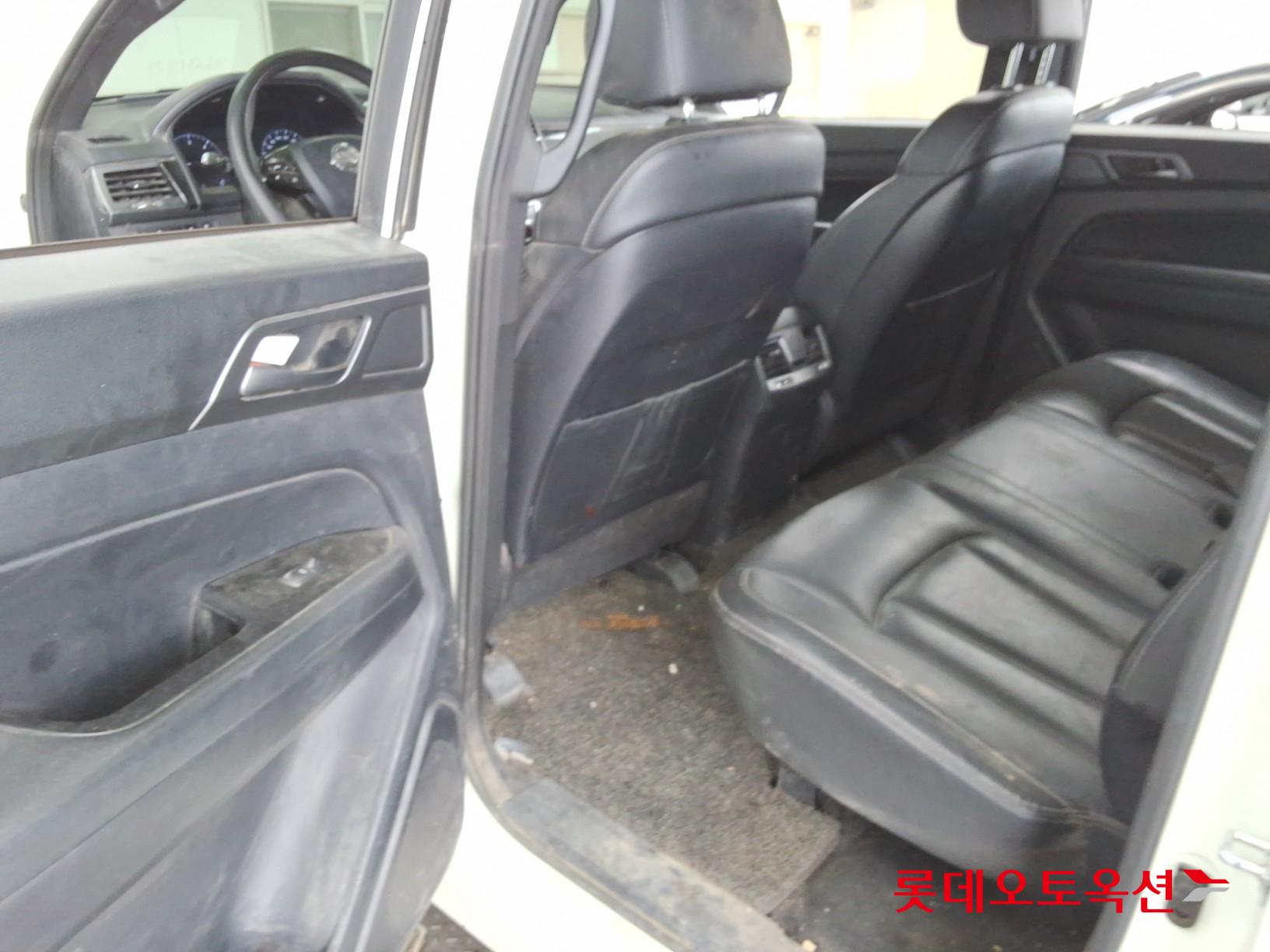 2023 - ssangyong rexton