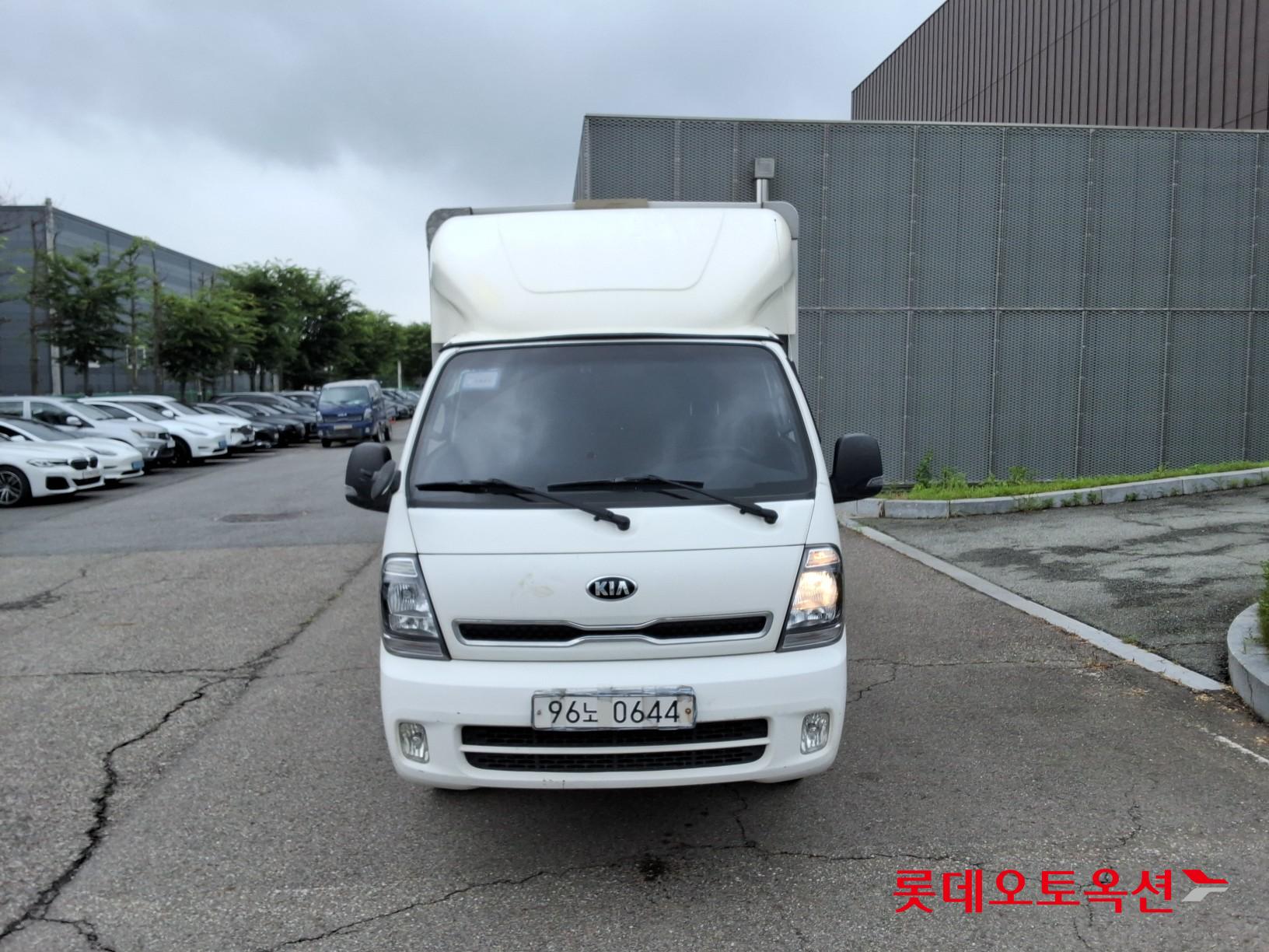 2020 - kia bongo
