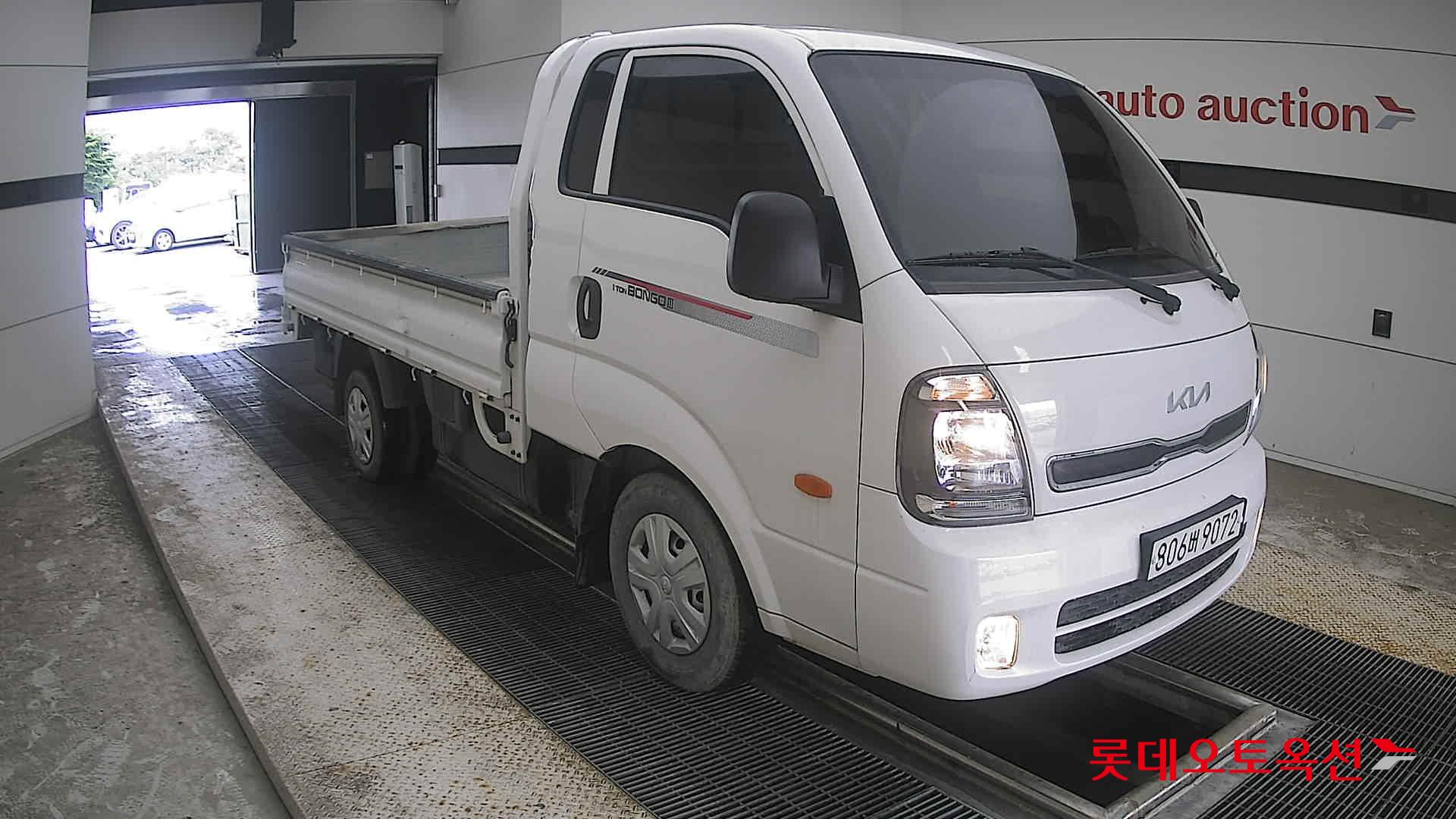 2023 - kia bongo