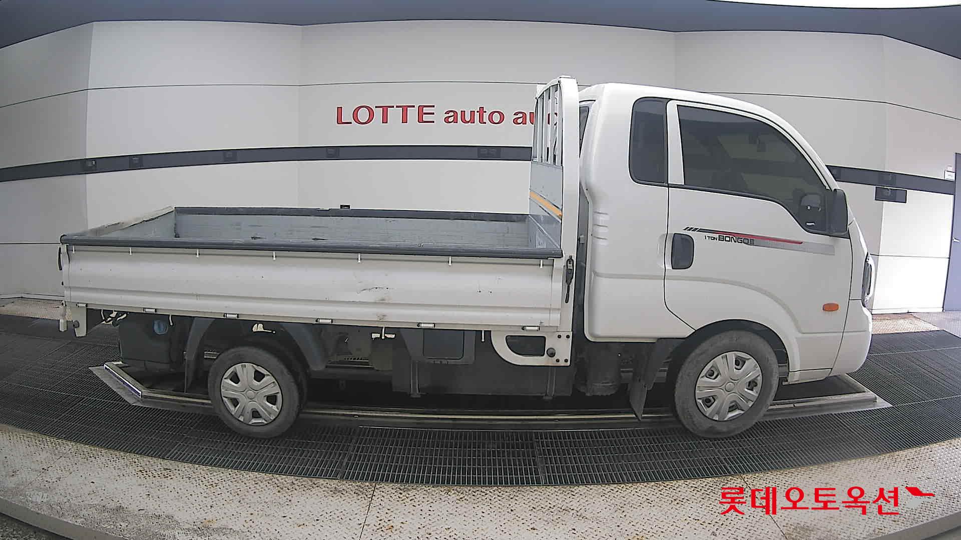 2023 - kia bongo