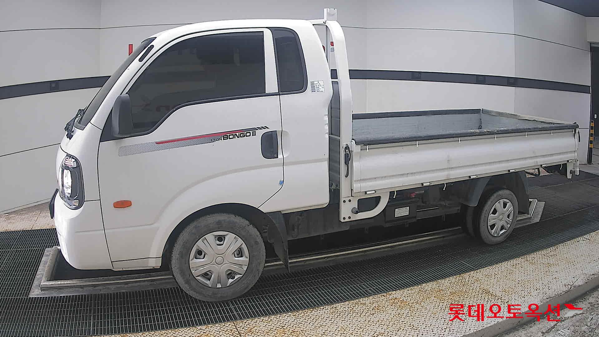 2023 - kia bongo
