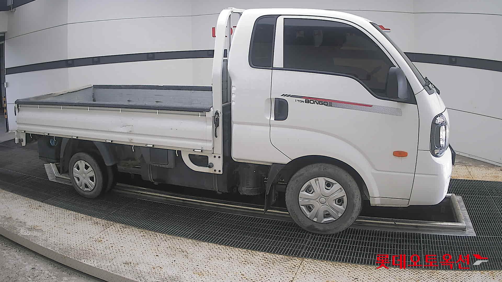 2023 - kia bongo