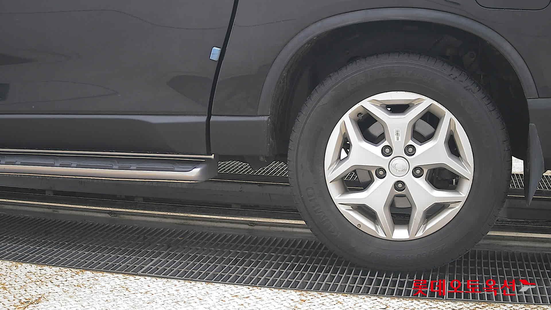2024 - ssangyong rexton