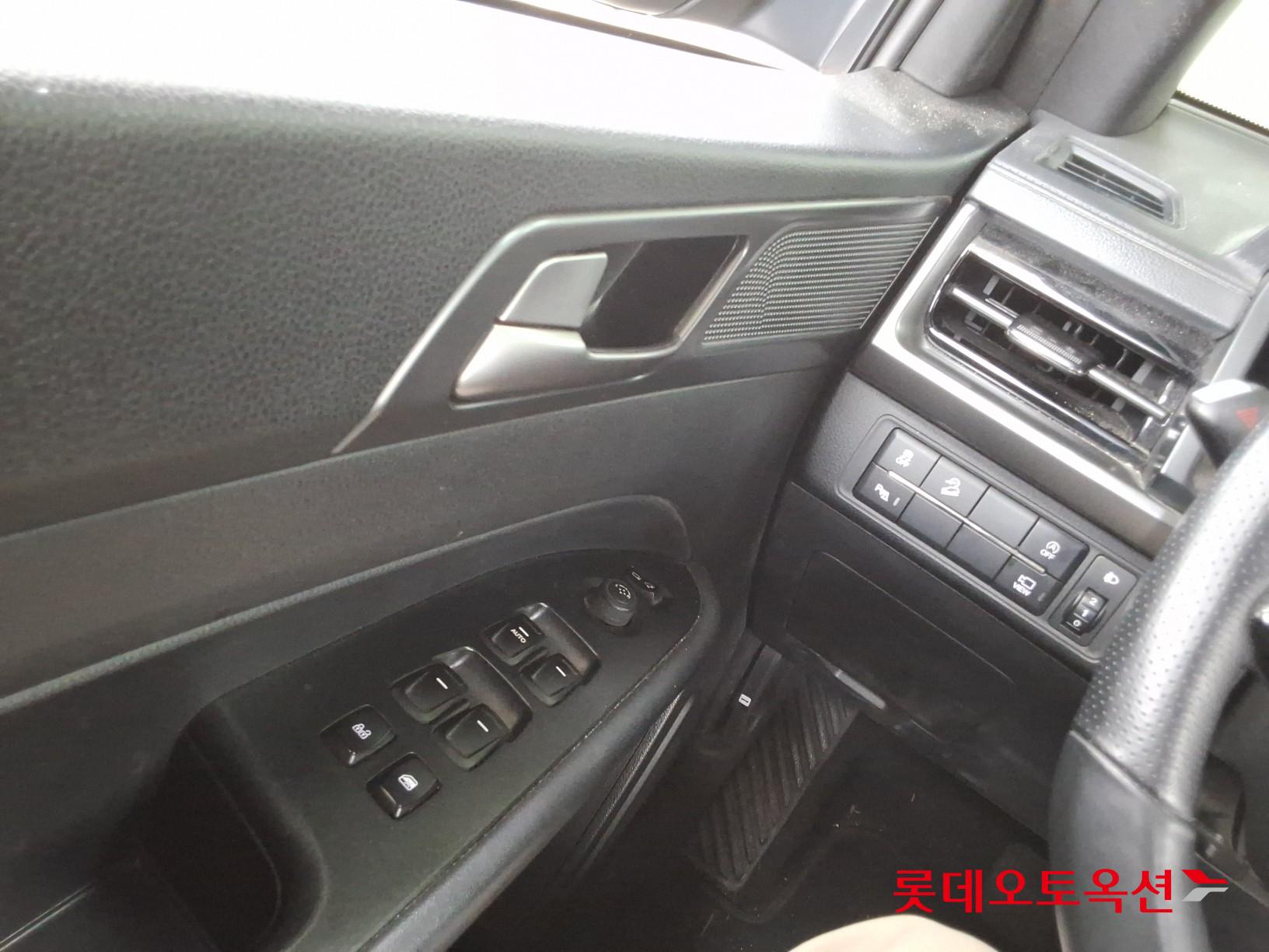 2024 - ssangyong rexton