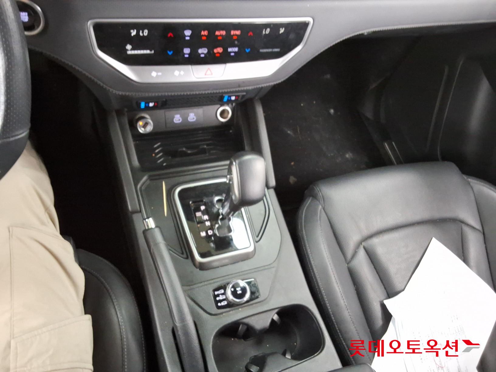 2024 - ssangyong rexton