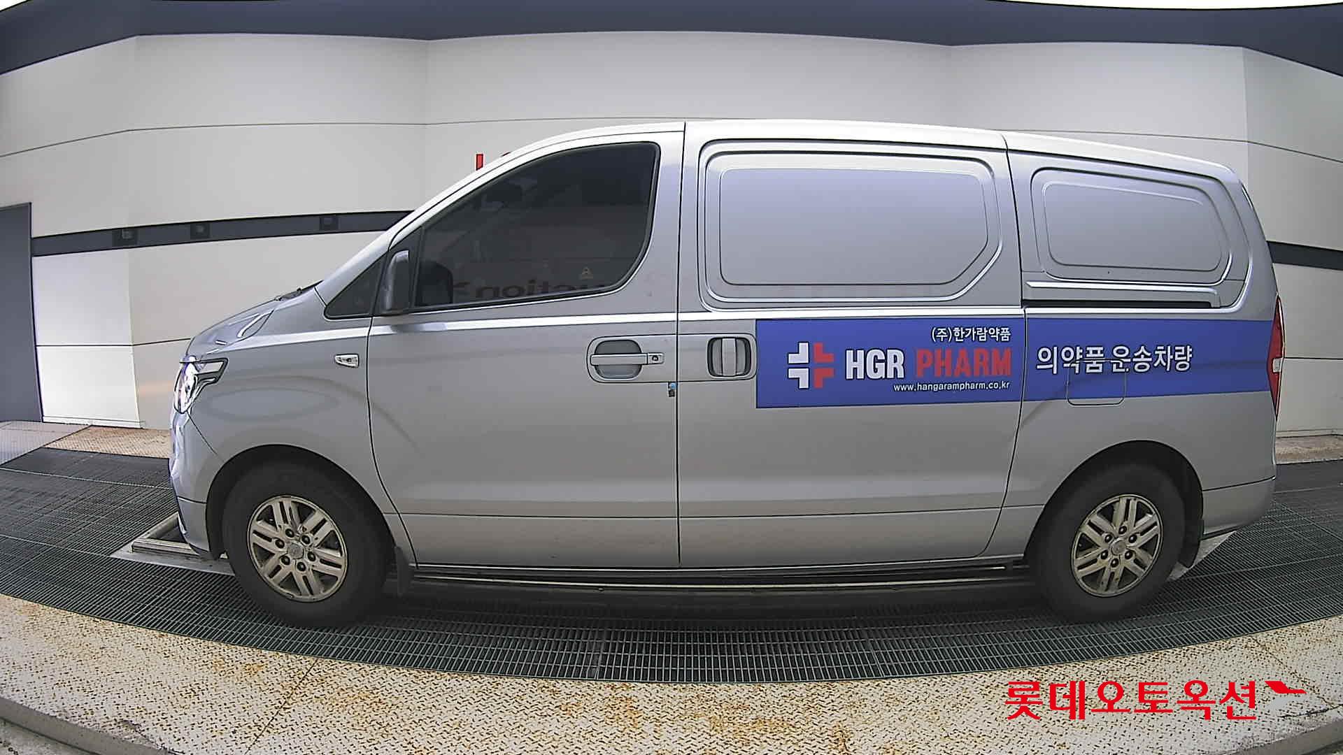 2021 - hyundai grand starex