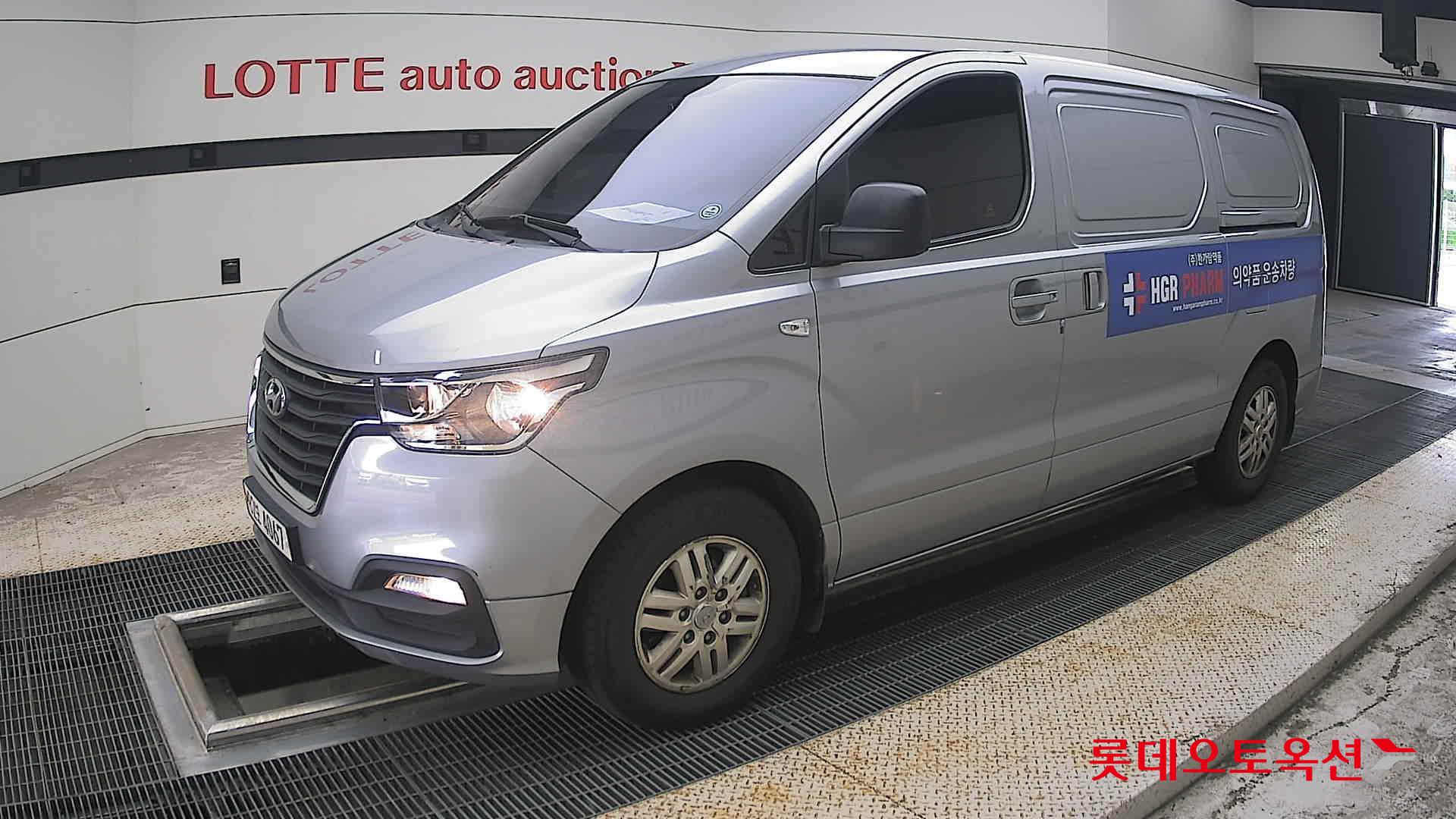 2021 - hyundai grand starex