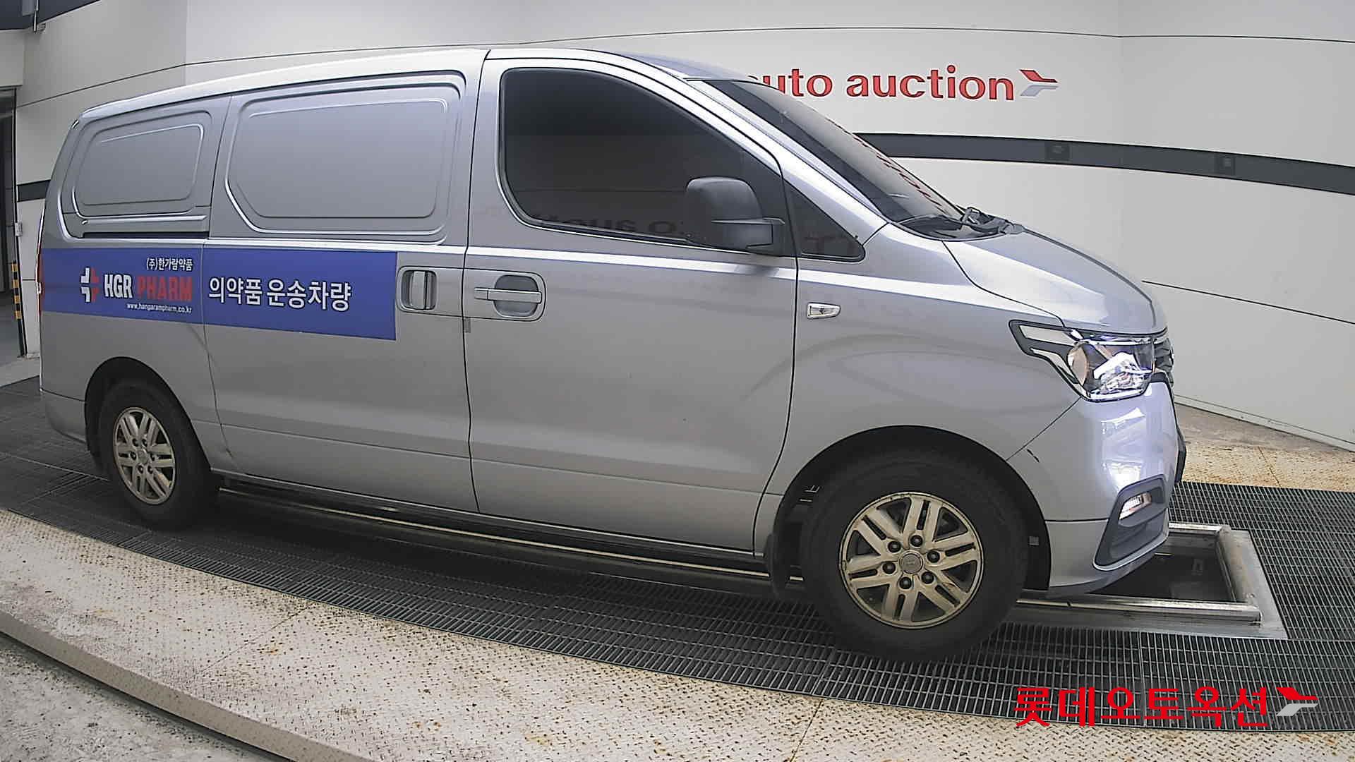 2021 - hyundai grand starex