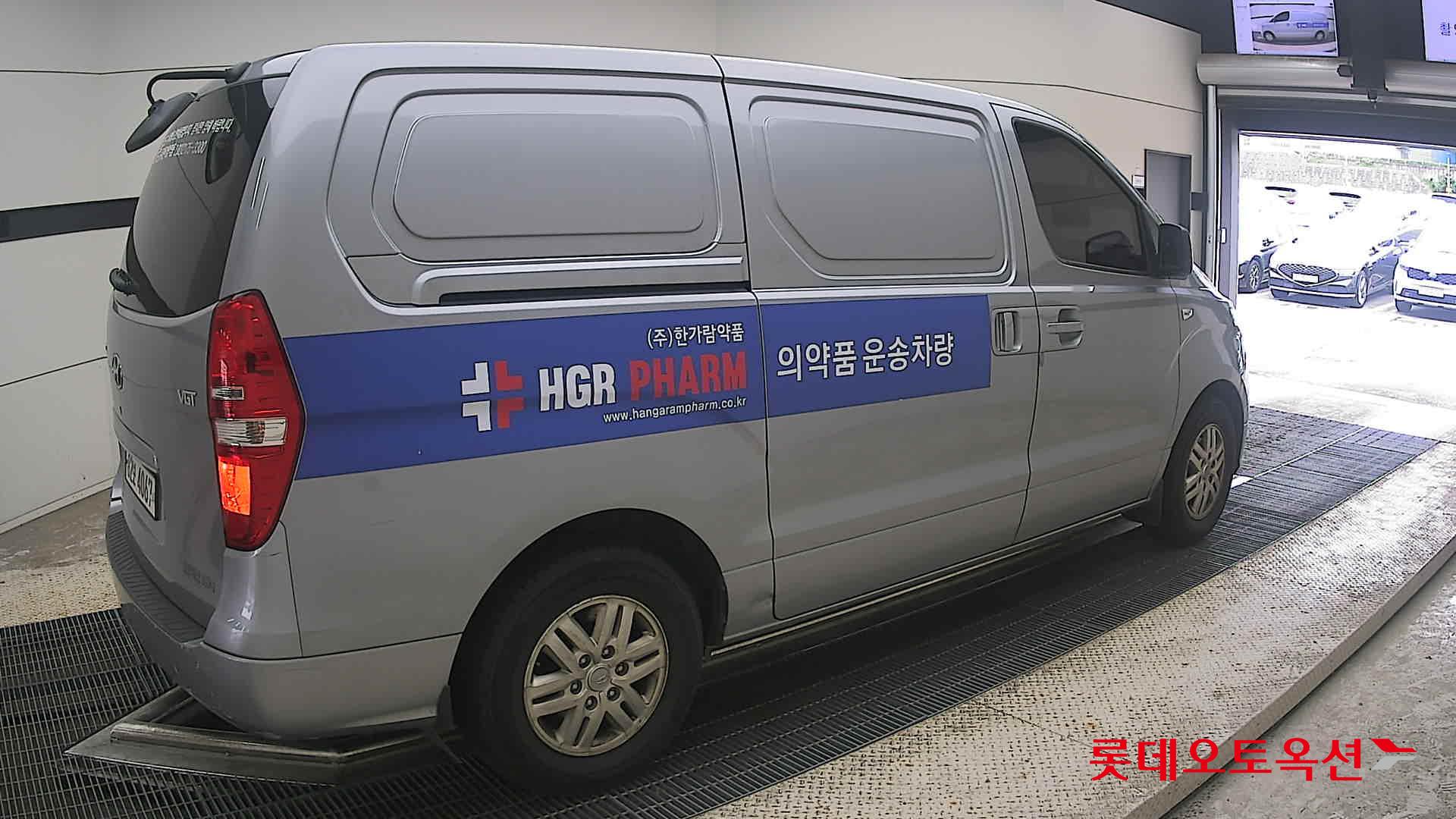 2021 - hyundai grand starex