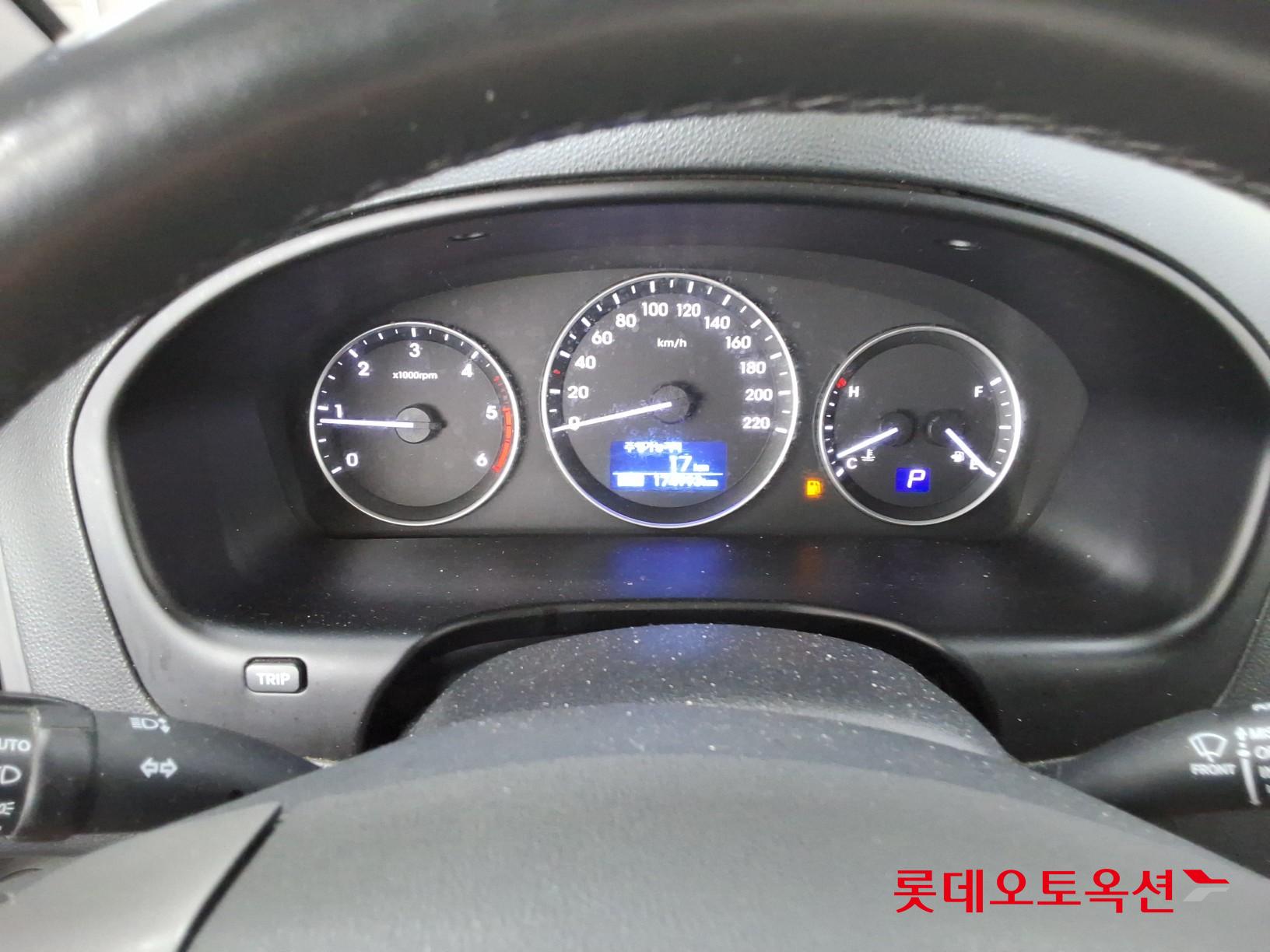 2021 - hyundai grand starex