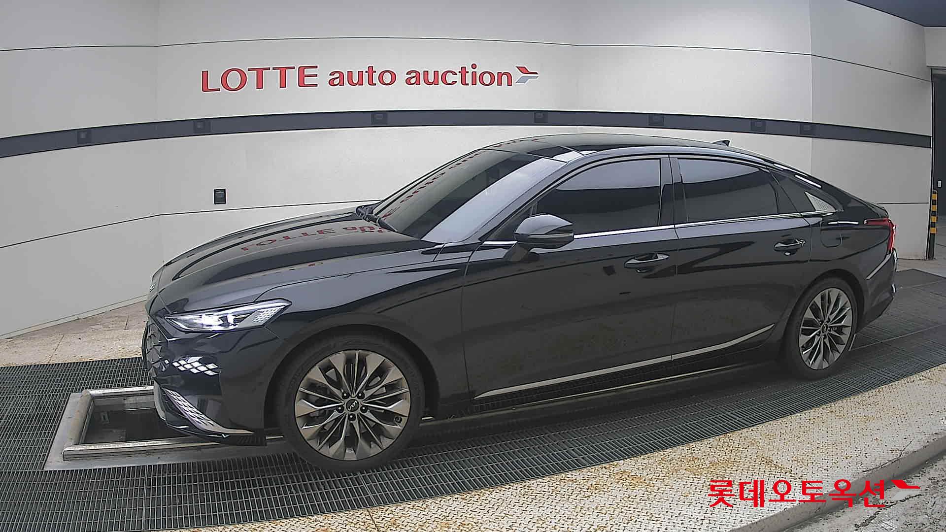 2023 - kia k8